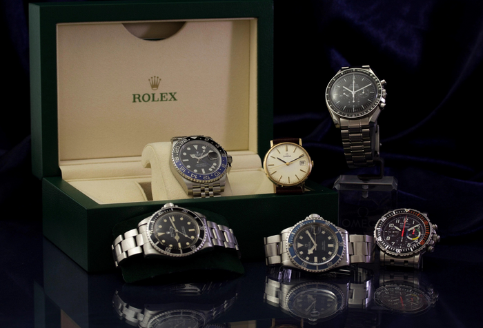 Pre-Owned Luxury Watches That Hold Value Over Time