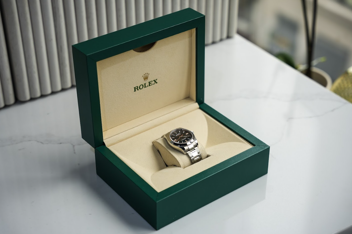 Rolex Milgauss 116400 – 40mm Stainless Steel – Black Dial