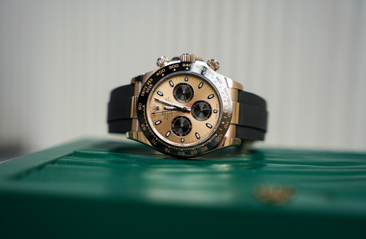 Rolex Daytona 116515LN – Everose Gold Champagne Dial Chronograph