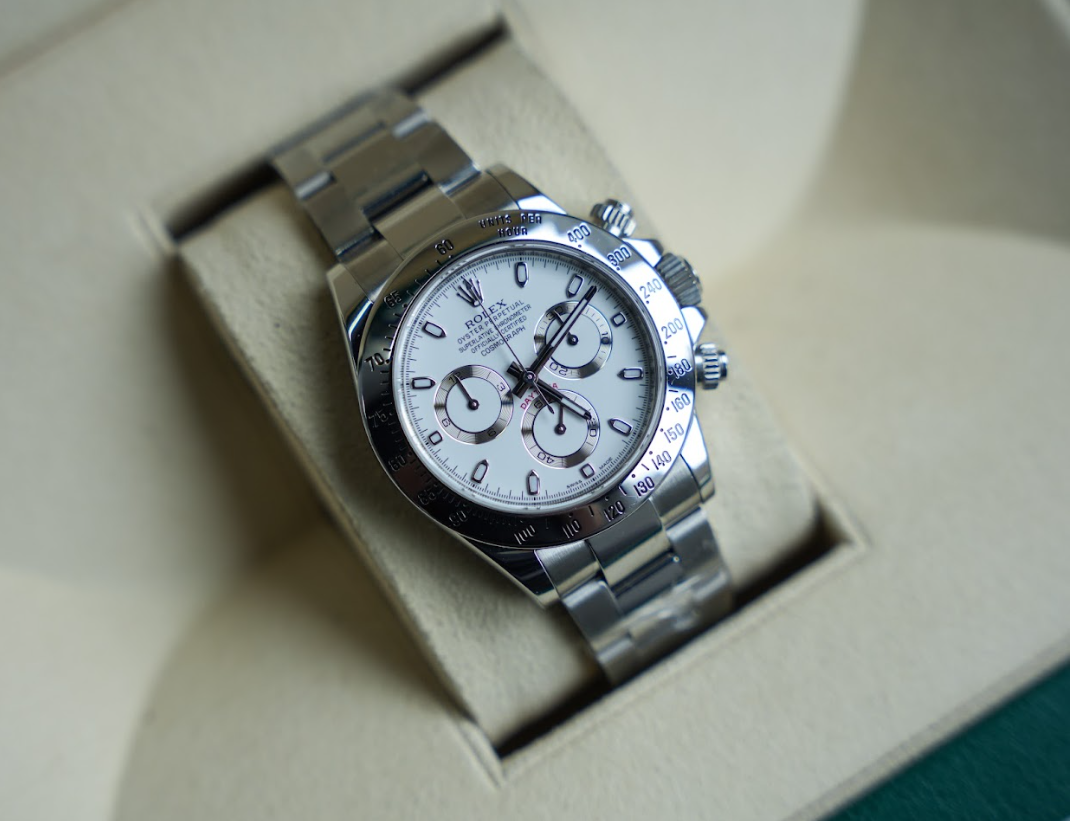 Rolex Cosmograph Daytona 116520 White Dial 40mm Oyster Bracelet
