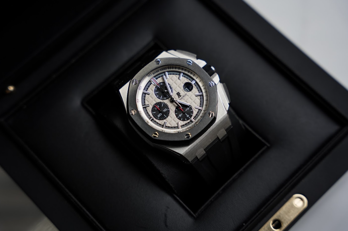 Audemars Piguet Royal Oak Offshore 26400SO 44mm Stainless Steel Black Dial Rubber Strap