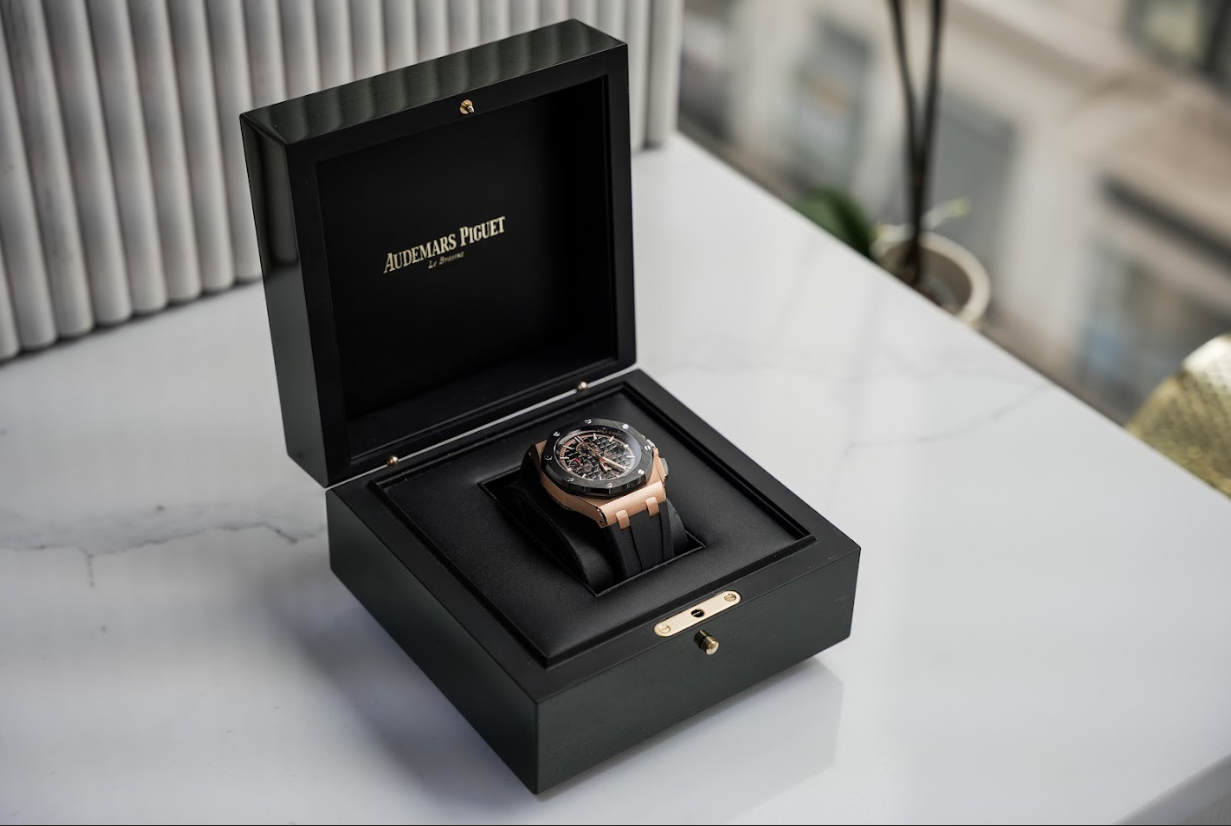 AP Royal Oak Offshore 26401RO 44mm 18K Rose Gold Black Mega Tapisserie Dial