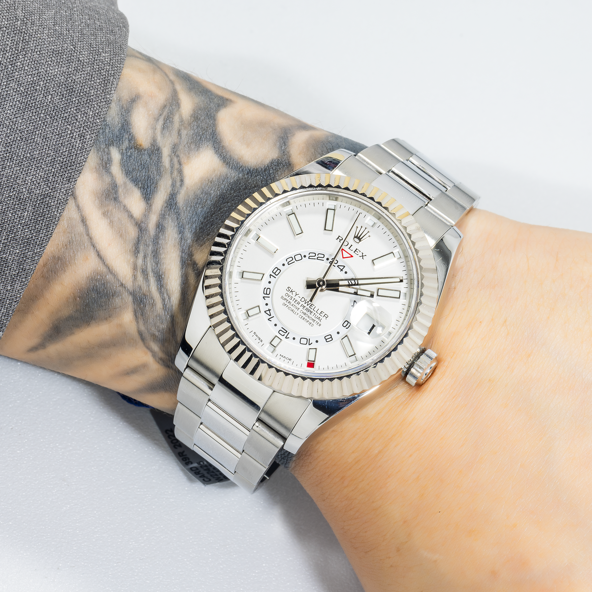Rolex Sky-Dweller 326934 – 42mm Stainless Steel & White Gold Black Dial Oyster Bracelet
