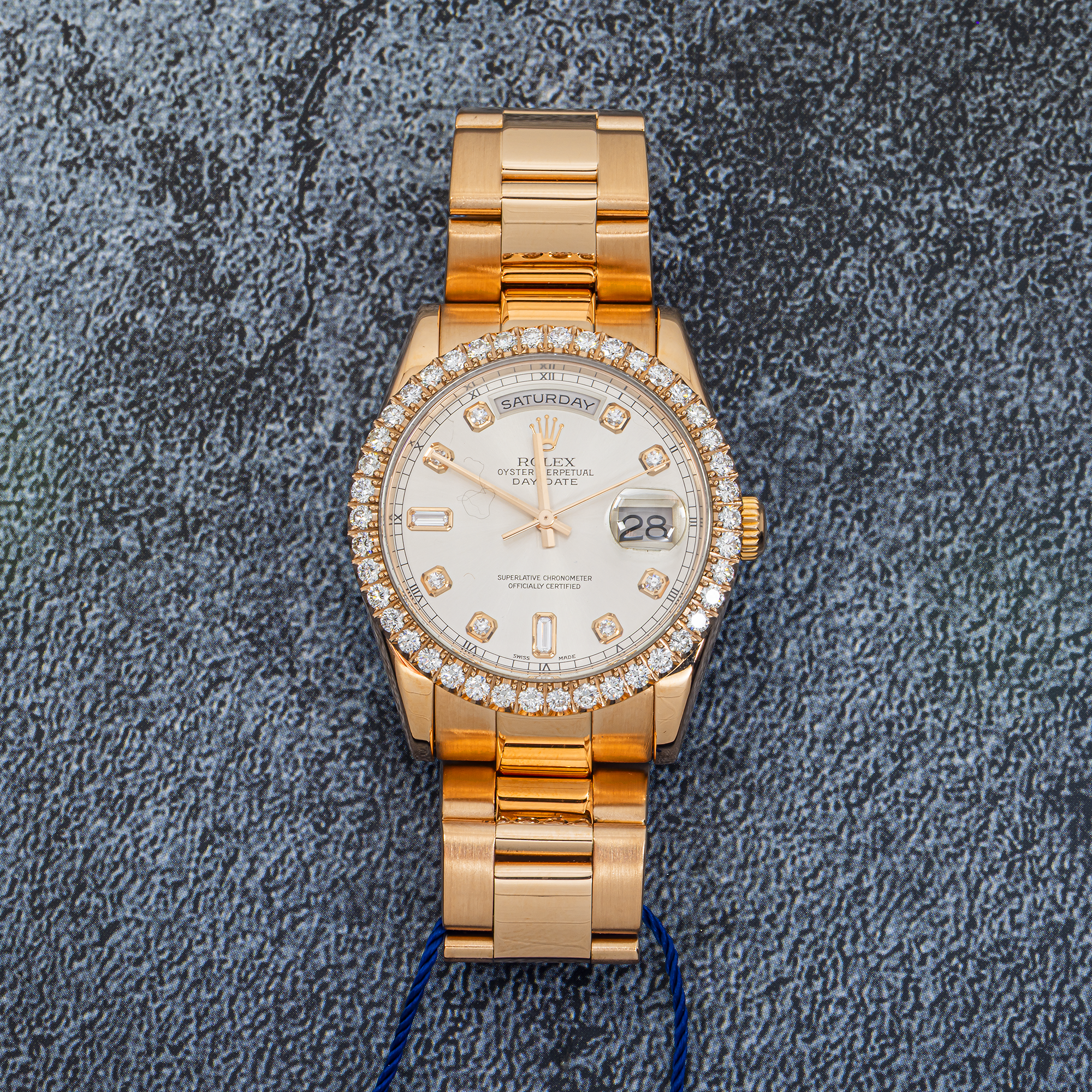 Rolex Day-Date 118205 36mm Everose Gold Silver Diamond Dial Diamond Bezel President