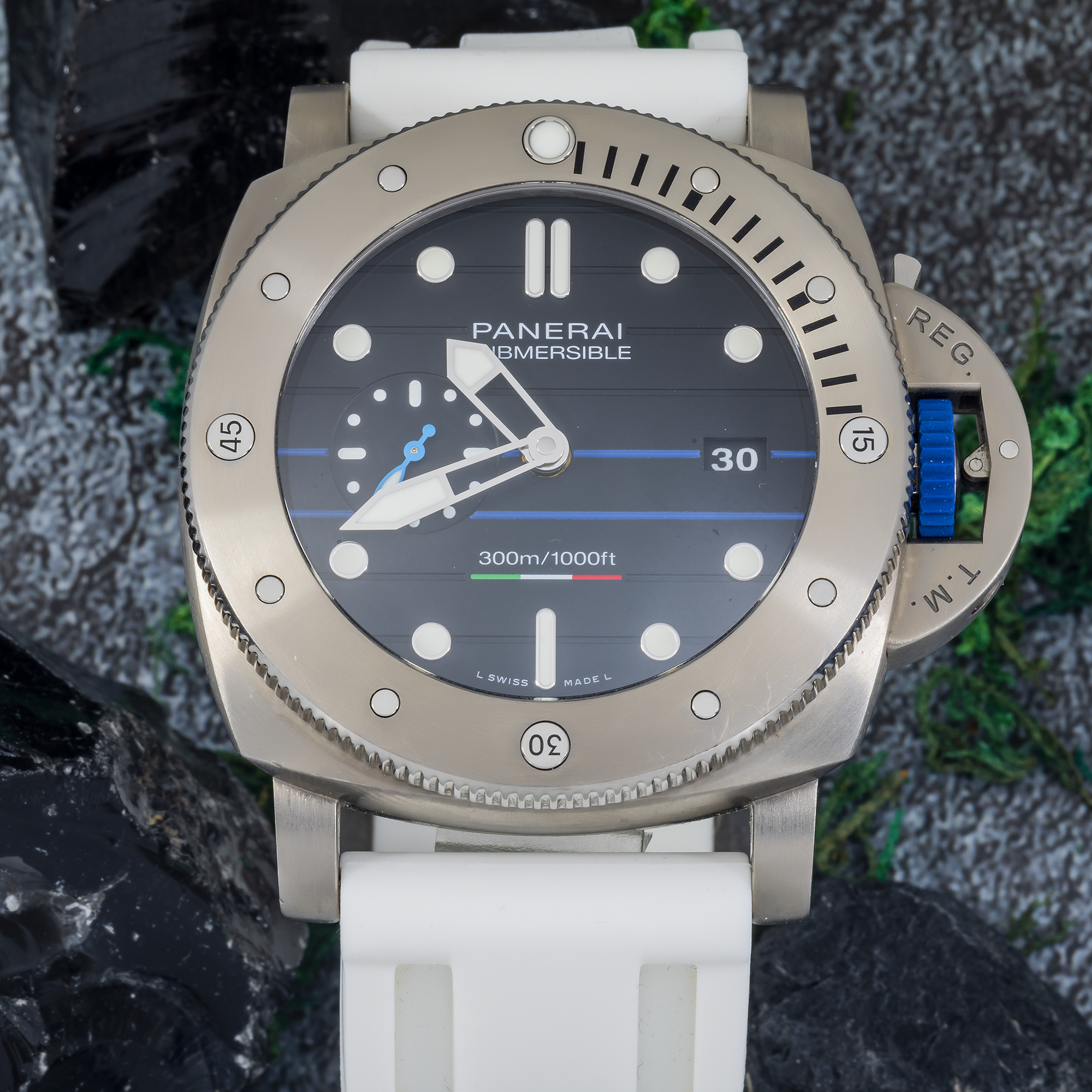 Panerai Submersible Paltrinieri Edition PAM01162 – 47 mm Titanium Automatic