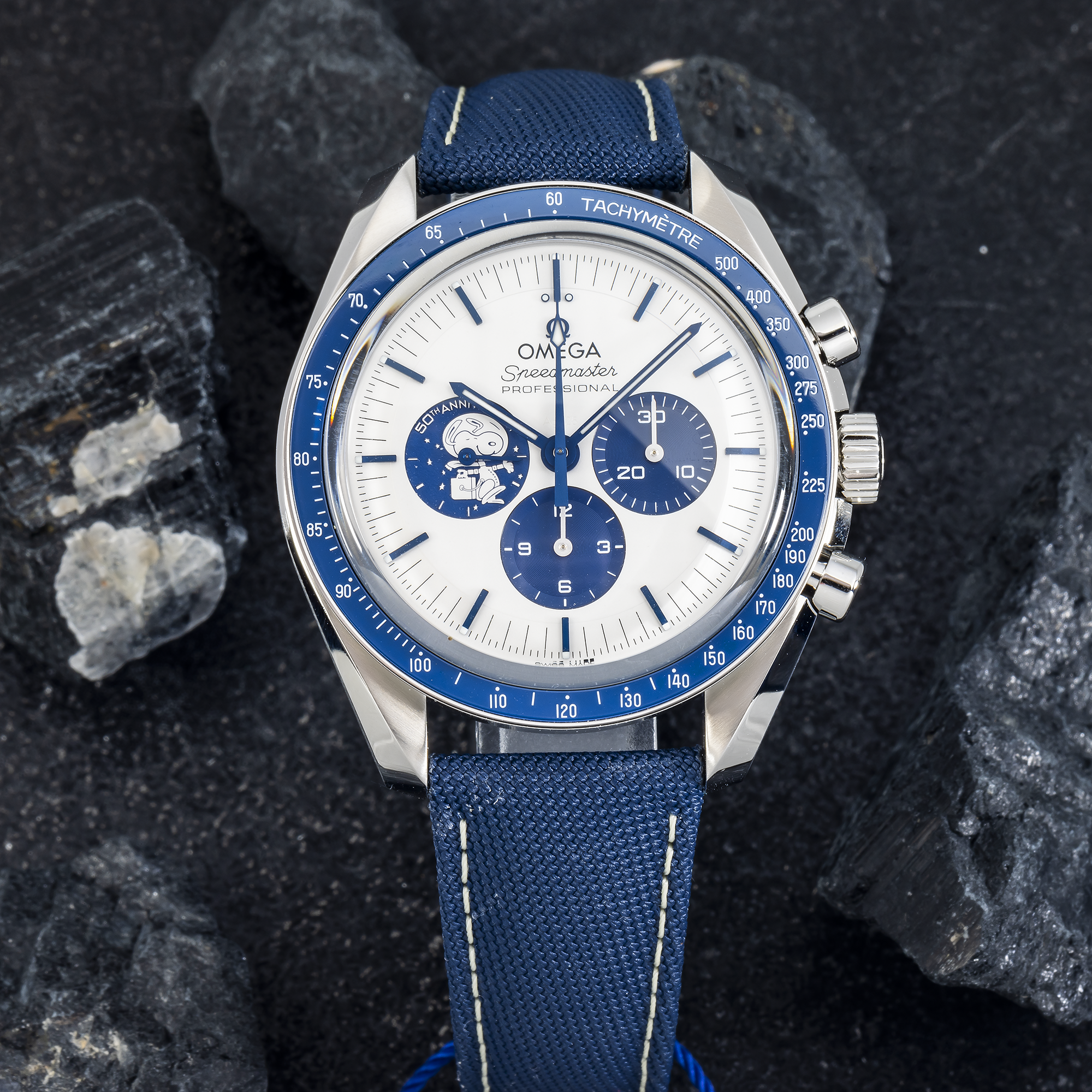 Omega Speedmaster “Silver Snoopy Award” 50th Anniversary (Ref 310.32.42.50.02.001)