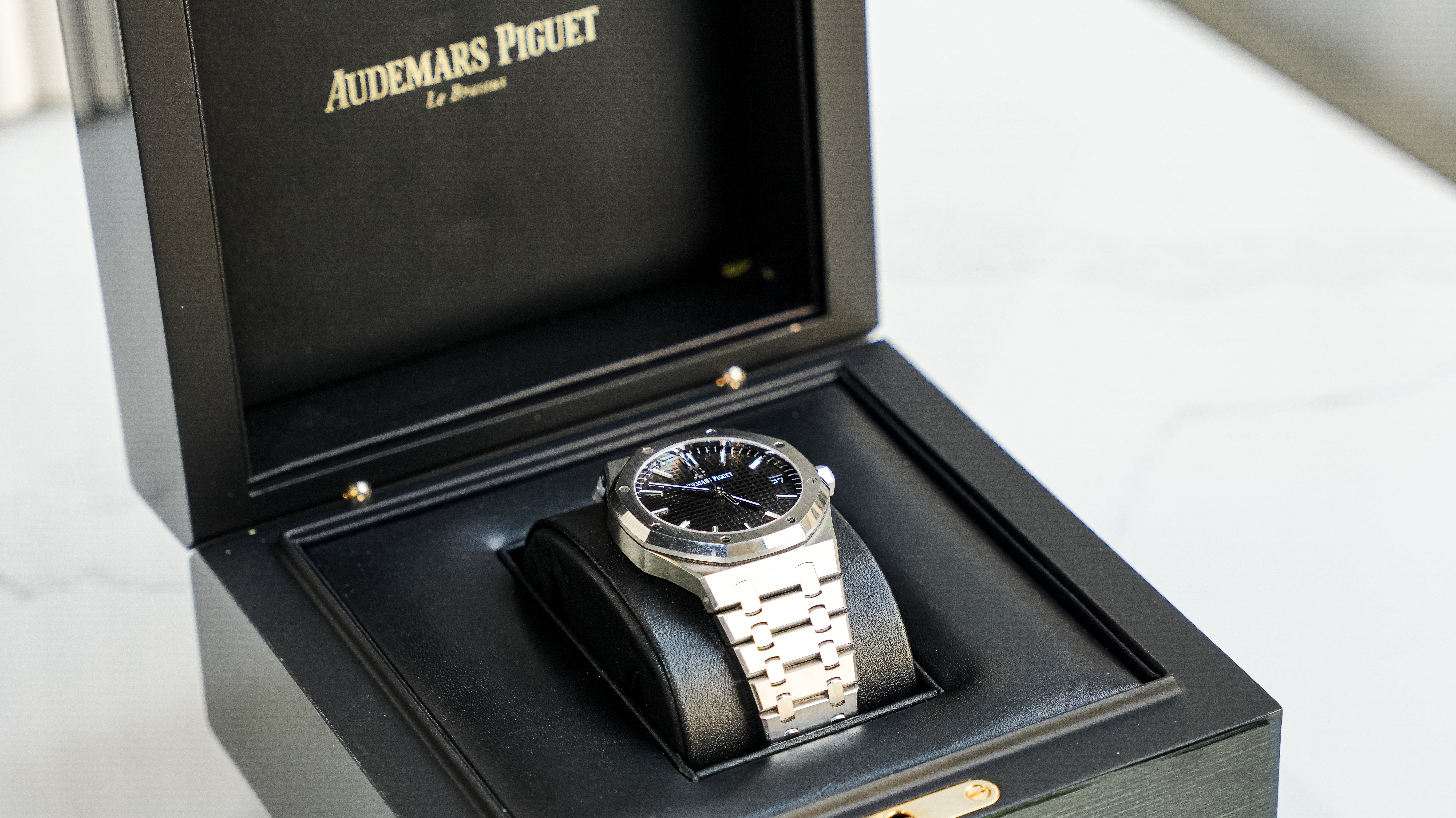 Audemars Piguet Royal Oak 41 – 15500ST.OO.1220ST.03 Black Dial, Stainless Steel Bracelet-Audemars Piguet-JD Watches NY