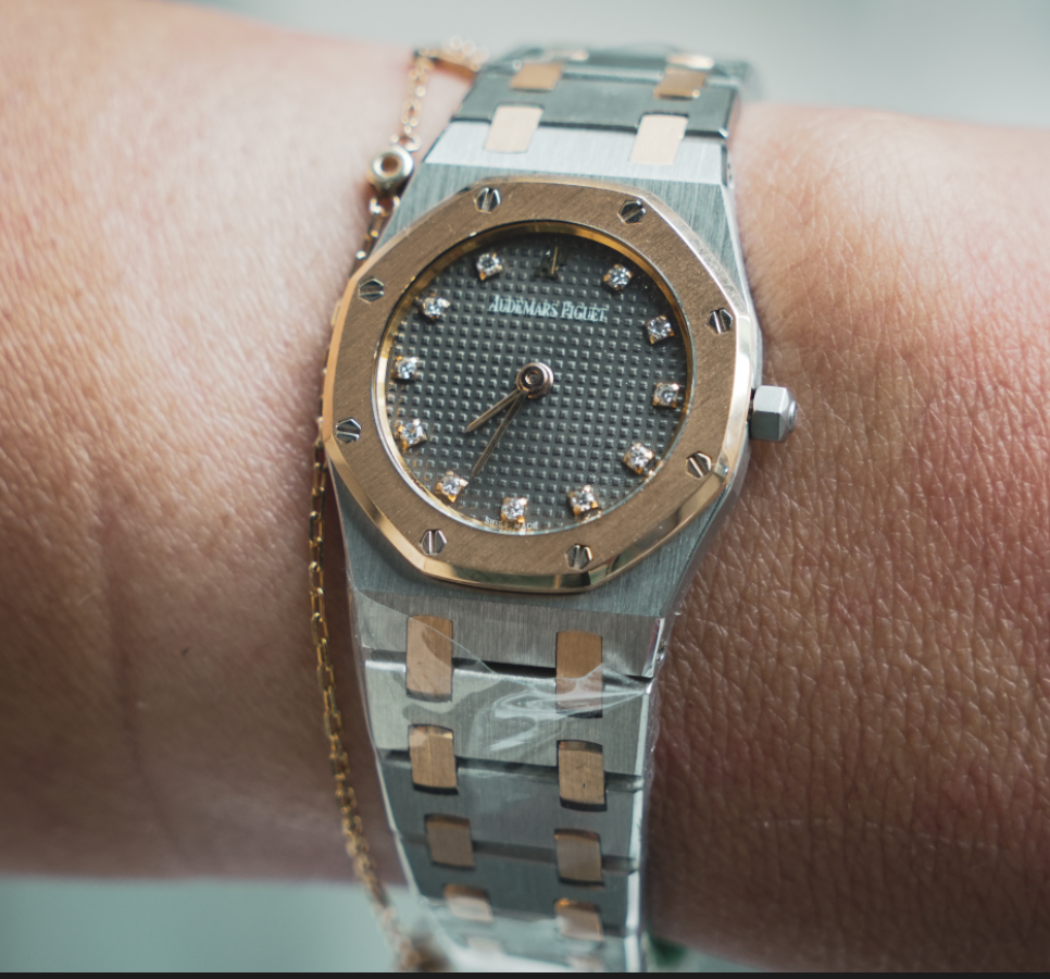 Audemars Piguet Royal Oak Ladies Quartz – 66339SA.OO.0722SA.02, 24mm Stainless Steel Case with Gray "Petite Tapisserie" Dial, Two-Tone Bracelet-Audemars Piguet-JD Watches NY
