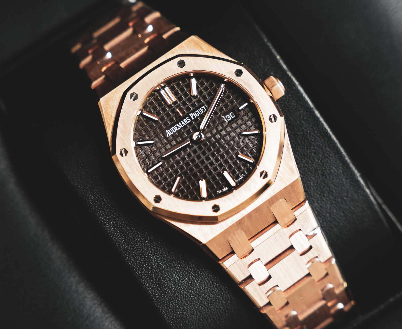 Audemars Piguet Royal Oak 'Ladies' Rose Gold Brown Dial Quartz – 67650OR.OO.1261OR.01-Audemars Piguet-JD Watches NY