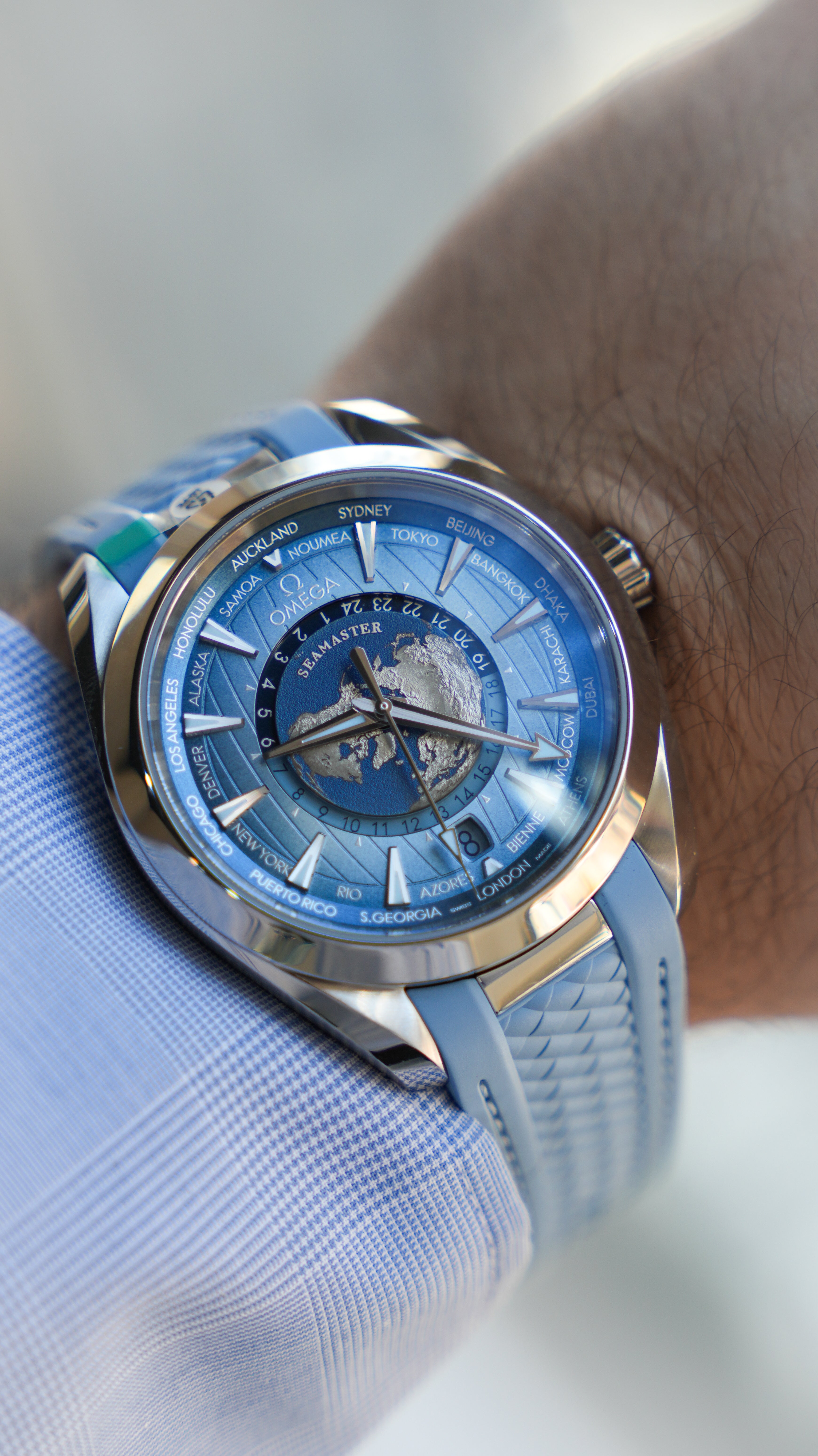 Omega Seamaster Aqua Terra 150M Co‑Axial Master Chronometer GMT Worldtimer 43mm – Summer Blue-Omega-JD Watches NY