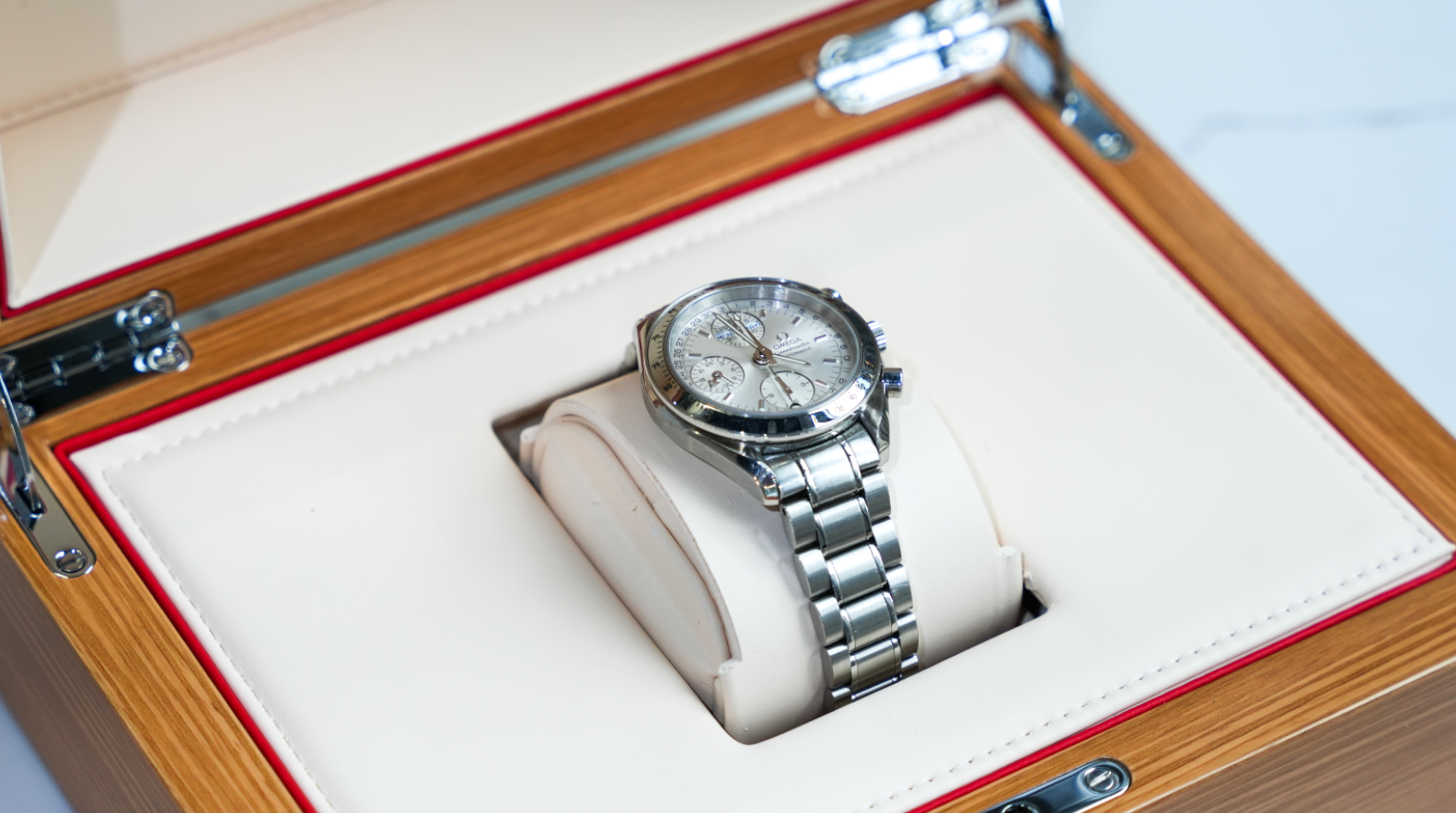 Omega Speedmaster 3523.30.00 – 39mm Silver Dial with Stainless Steel Bracelet-Omega-JD Watches NY