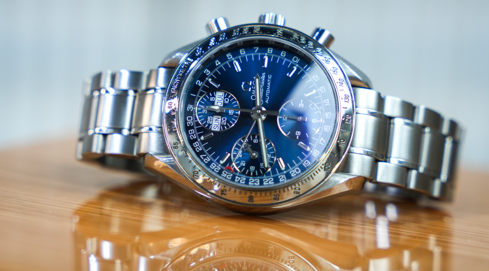 Pre-Owned Omega Speedmaster 3523.80 | Blue Dial Day-Date