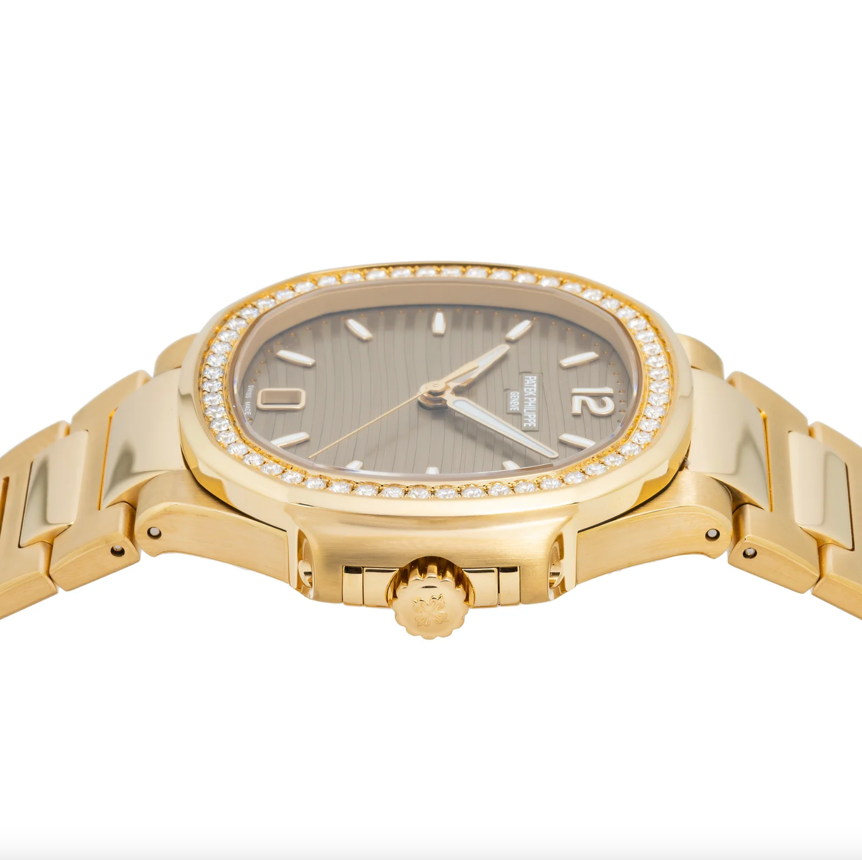 Patek Philippe Nautilus Ladies Automatic 7118 – 18k Rose Gold Ref. 7118/1R-001-Patek Philippe-JD Watches NY