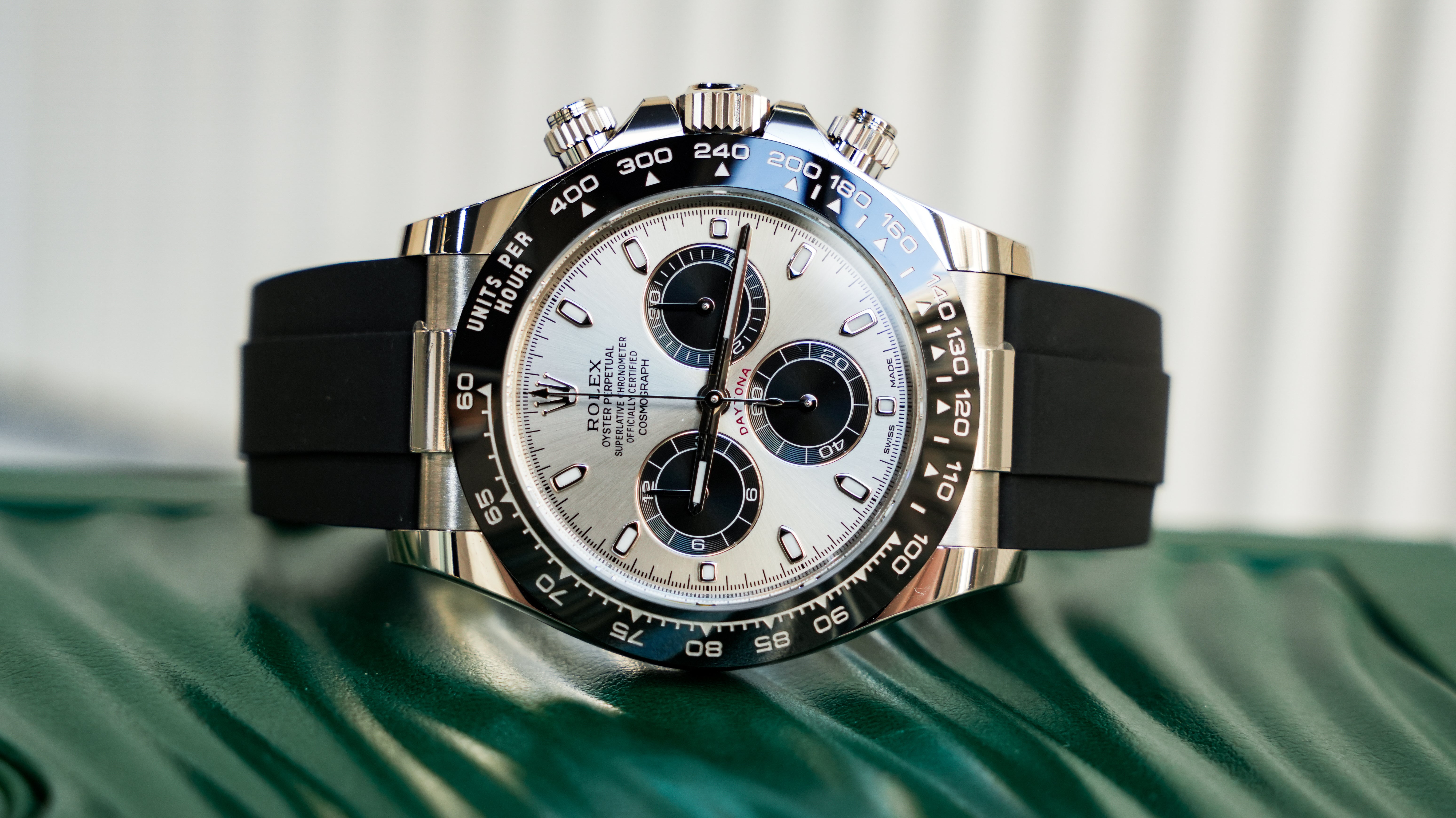 Rolex Cosmograph Daytona 116519LN-0006 – White Gold with Black Ceramic Bezel & Oysterflex Rubber Strap-Rolex-JD Watches NY