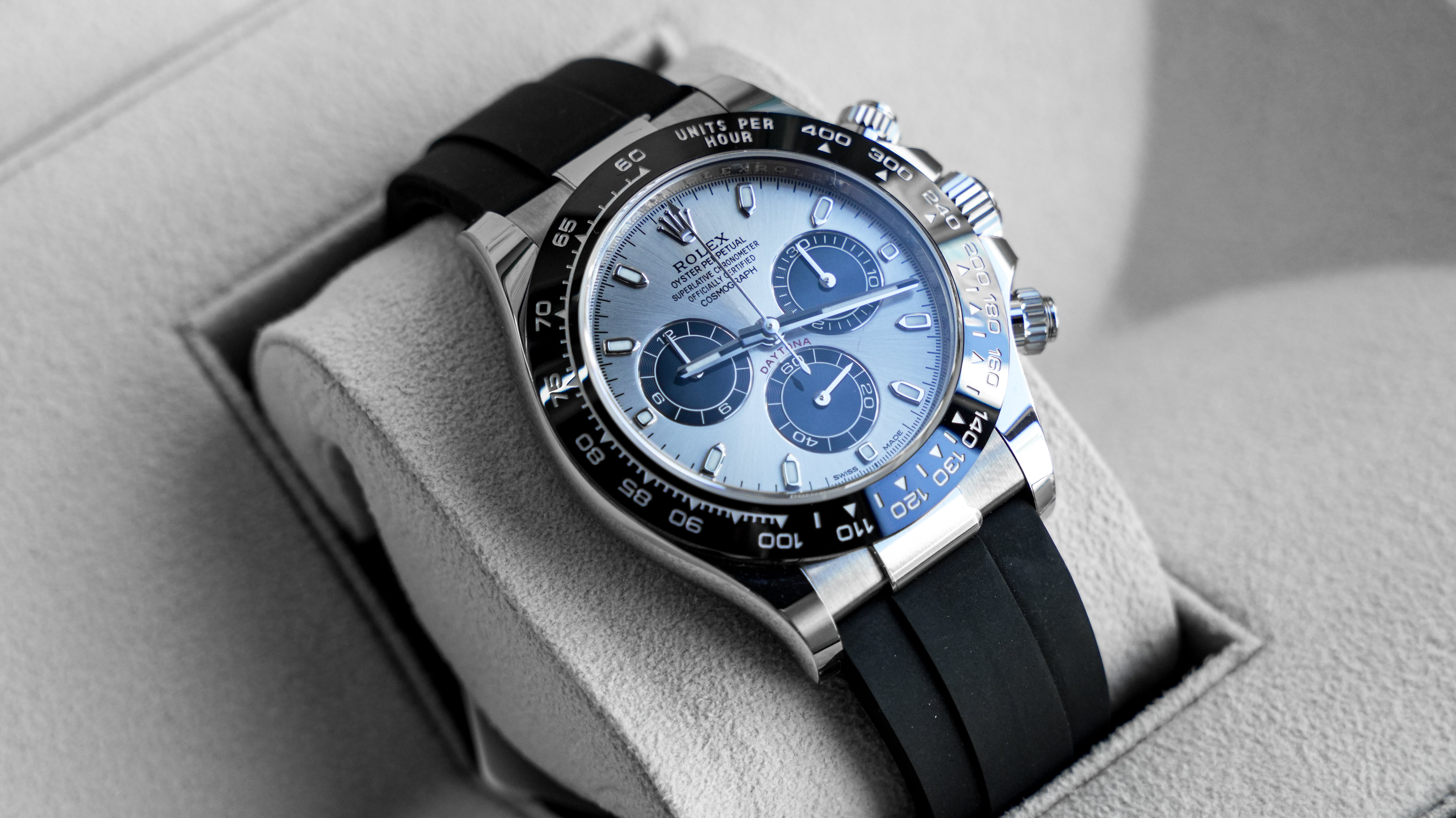 Rolex Cosmograph Daytona 116519LN-0006 – White Gold with Black Ceramic Bezel & Oysterflex Rubber Strap-Rolex-JD Watches NY