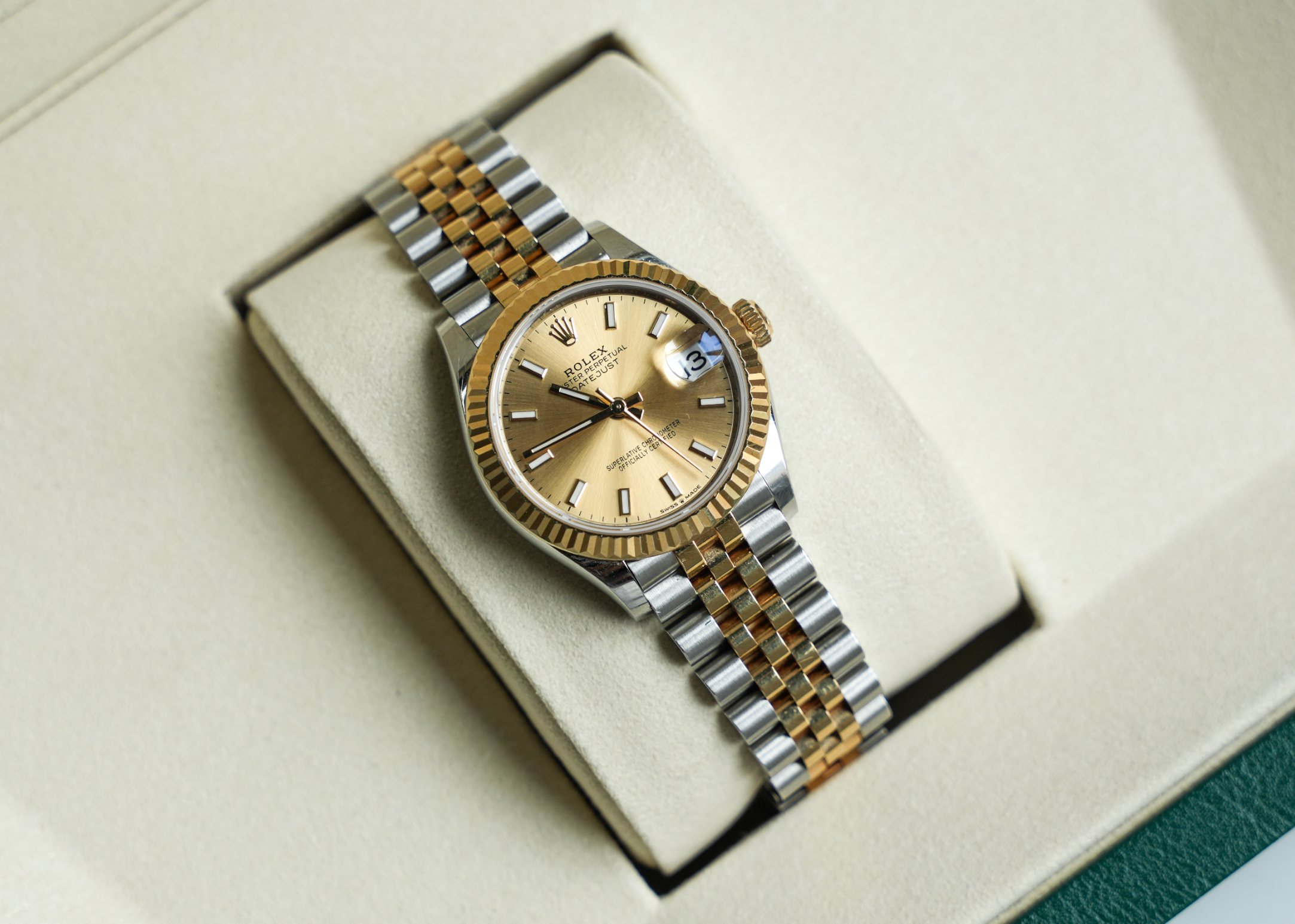 Rolex Datejust 31 Ref. 278273-0014 – Stainless Steel & 18k Yellow Gold, Champagne Dial: