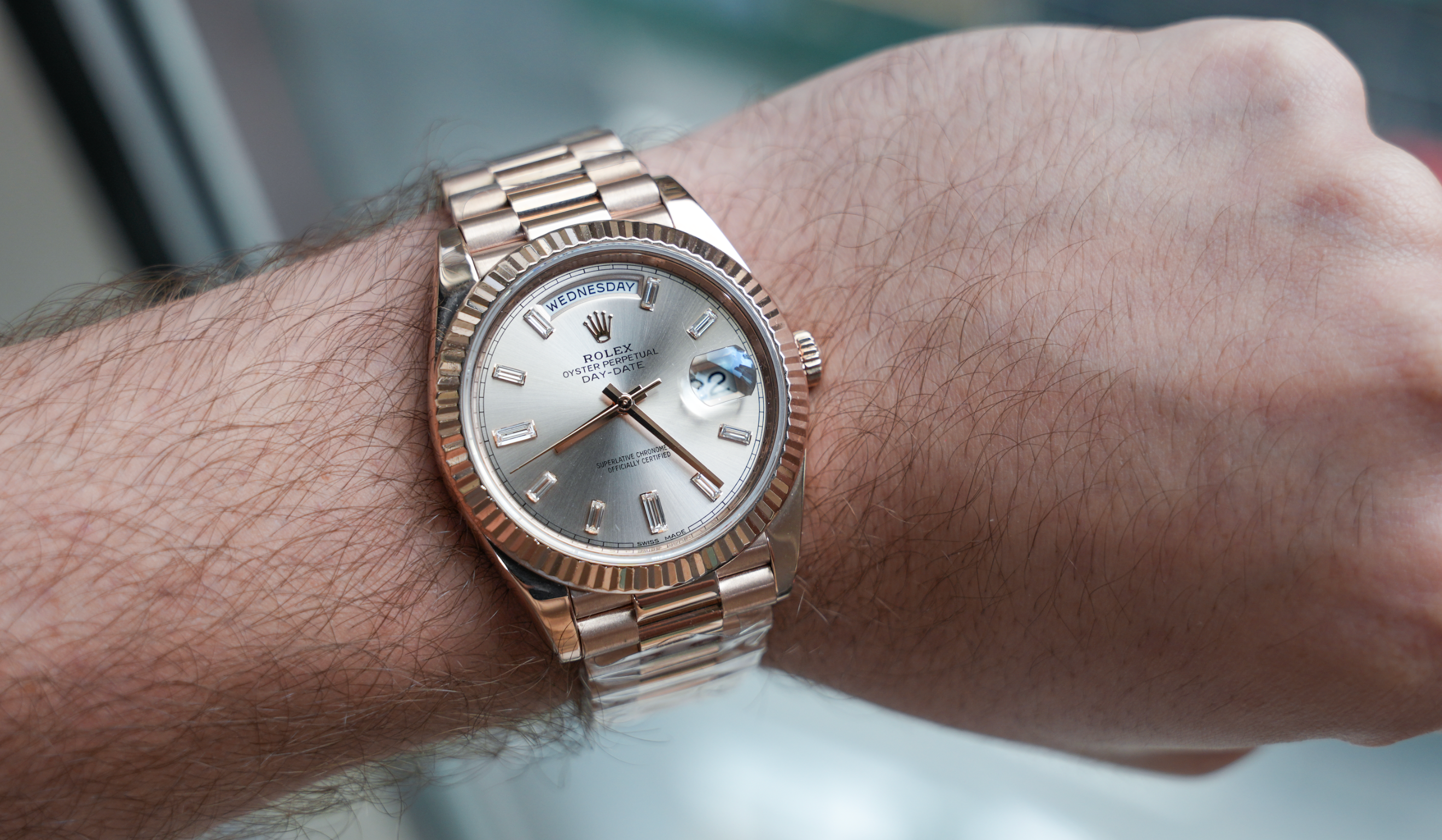 Rolex Day-Date 40 – 18k Everose Gold with Sundust Diamond Dial and President Bracelet Ref. 228235