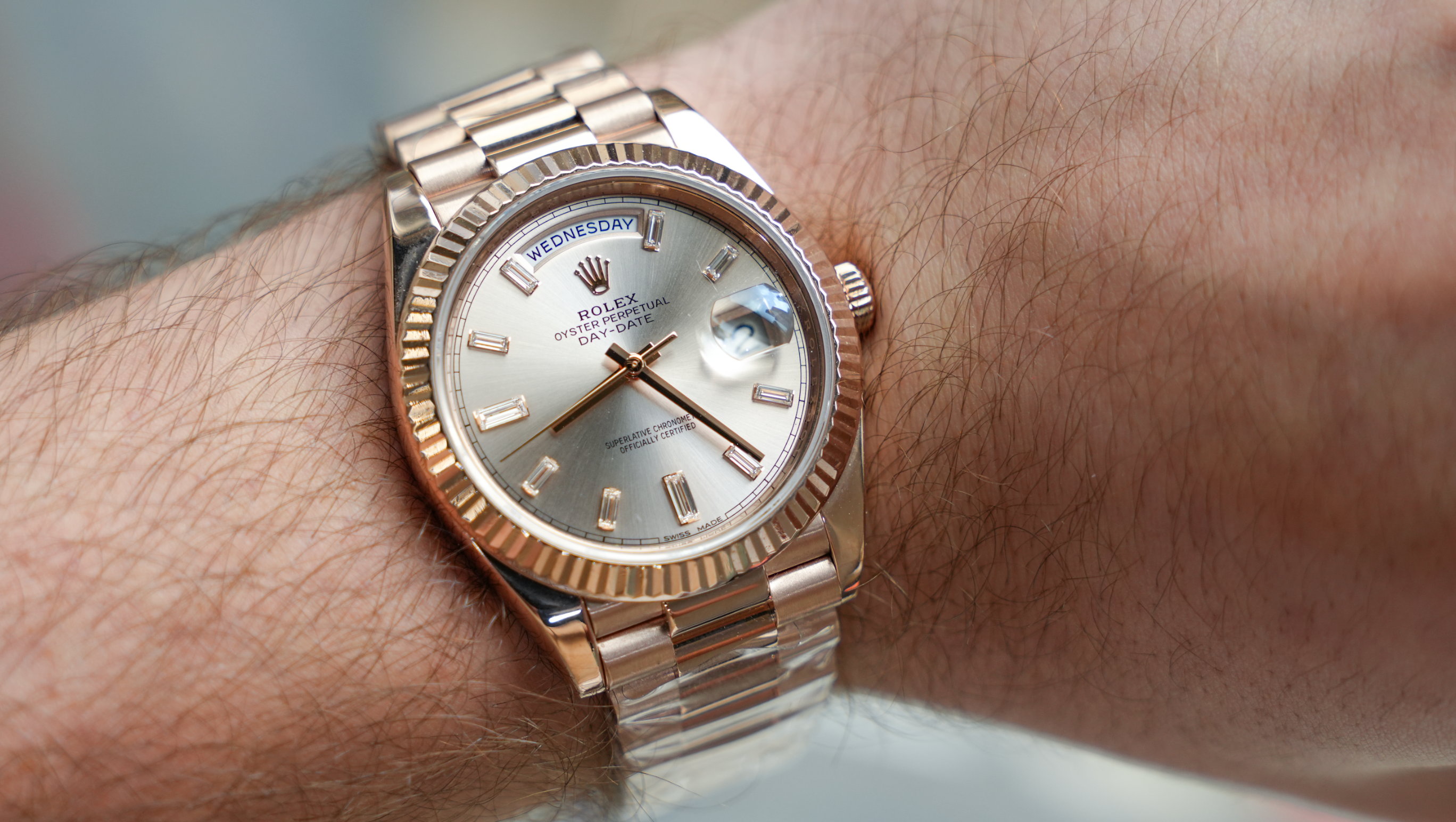 Rolex Day-Date 40 – 18k Everose Gold with Sundust Diamond Dial and President Bracelet Ref. 228235