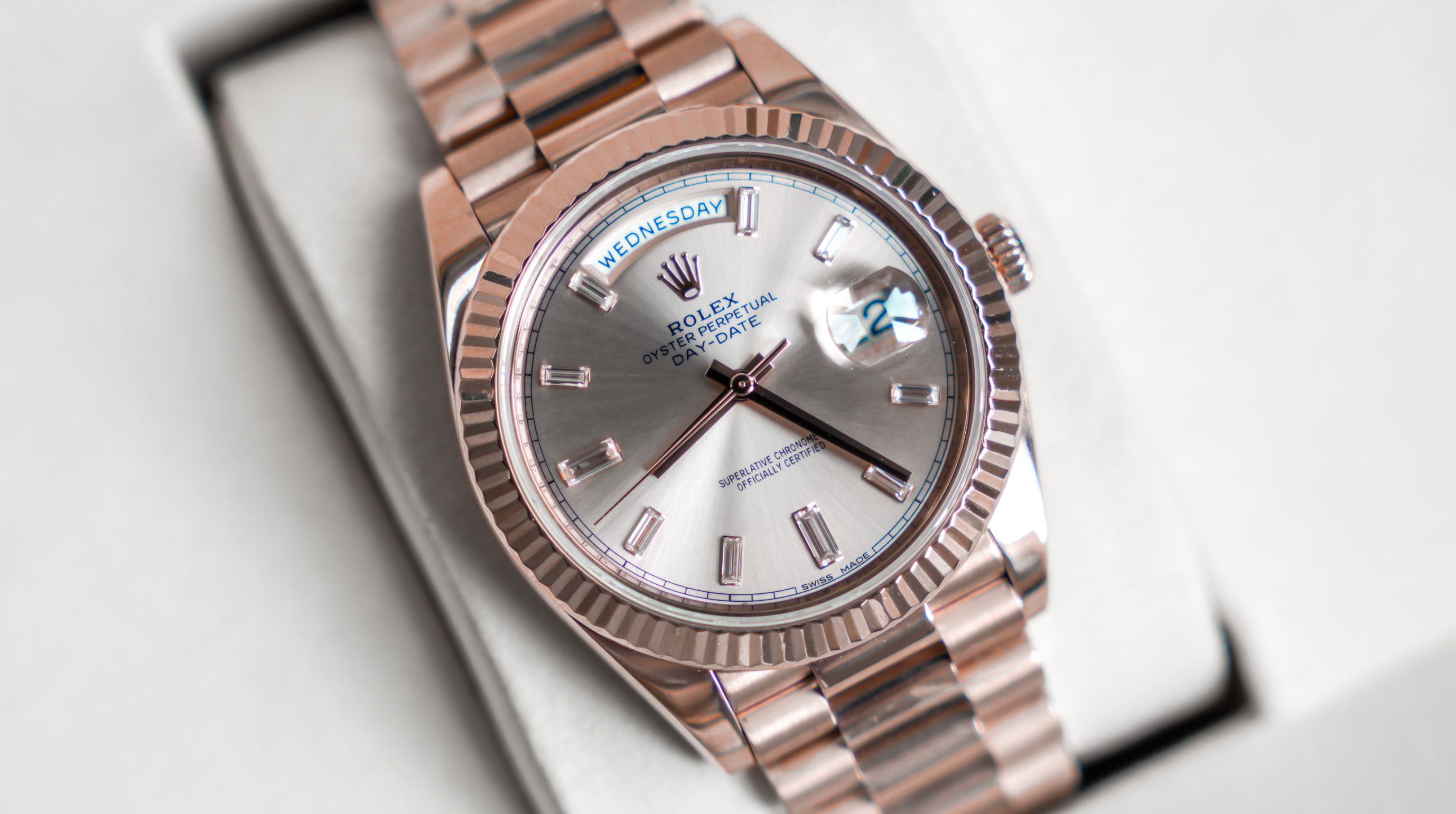 Rolex Day-Date 40 – 18k Everose Gold with Sundust Diamond Dial and President Bracelet Ref. 228235