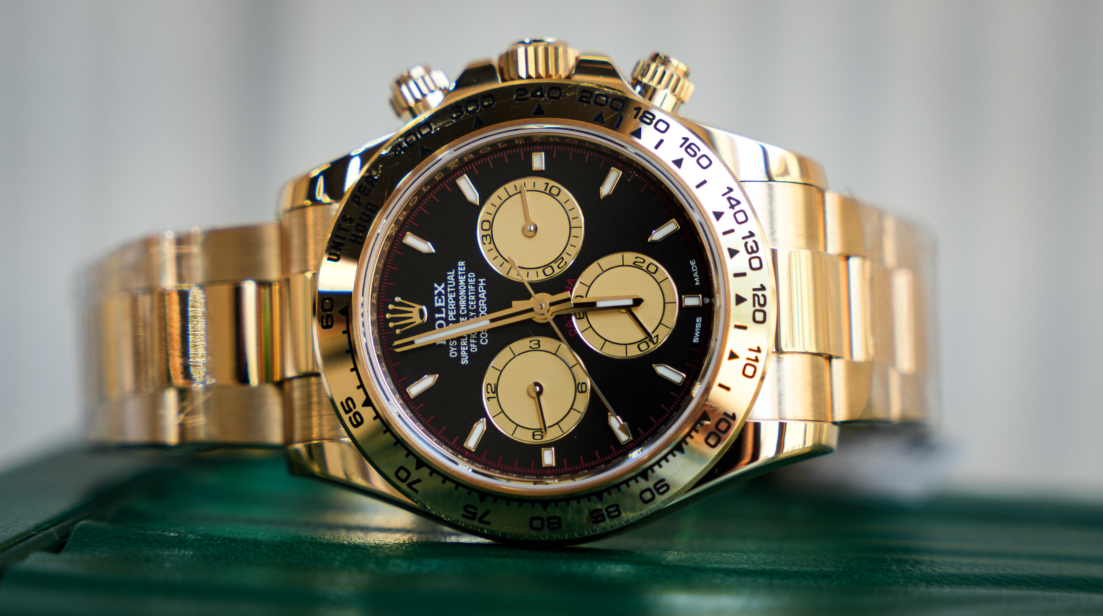 Rolex Daytona Cosmograph Black Dial Yellow Gold 40mm-Rolex-JD Watches NY