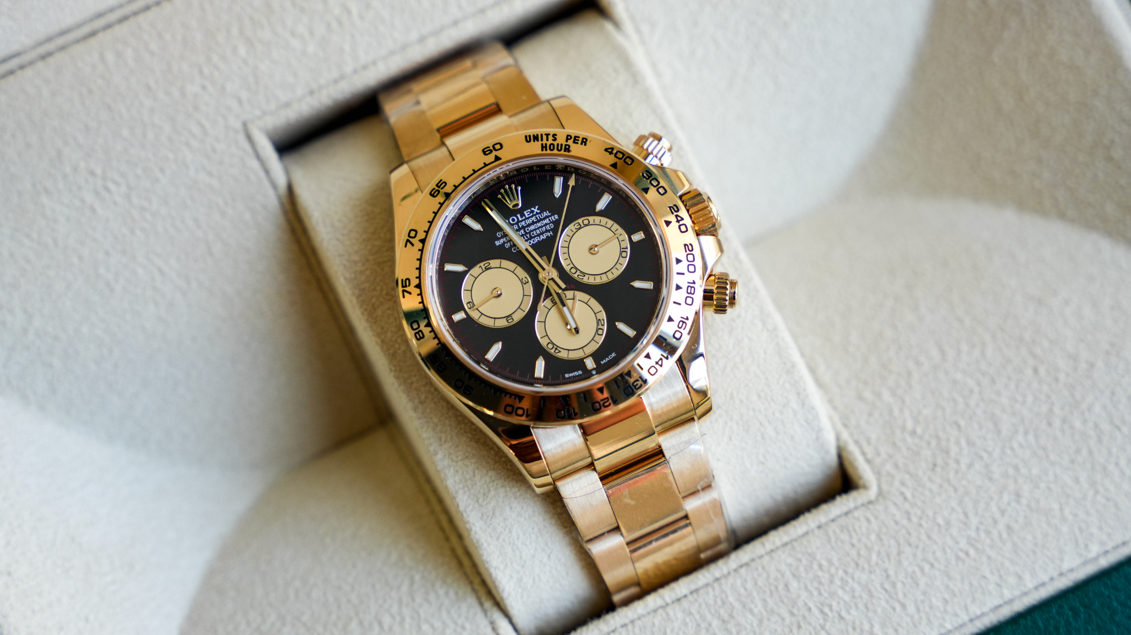 Rolex Daytona Cosmograph Black Dial Yellow Gold 40mm-Rolex-JD Watches NY