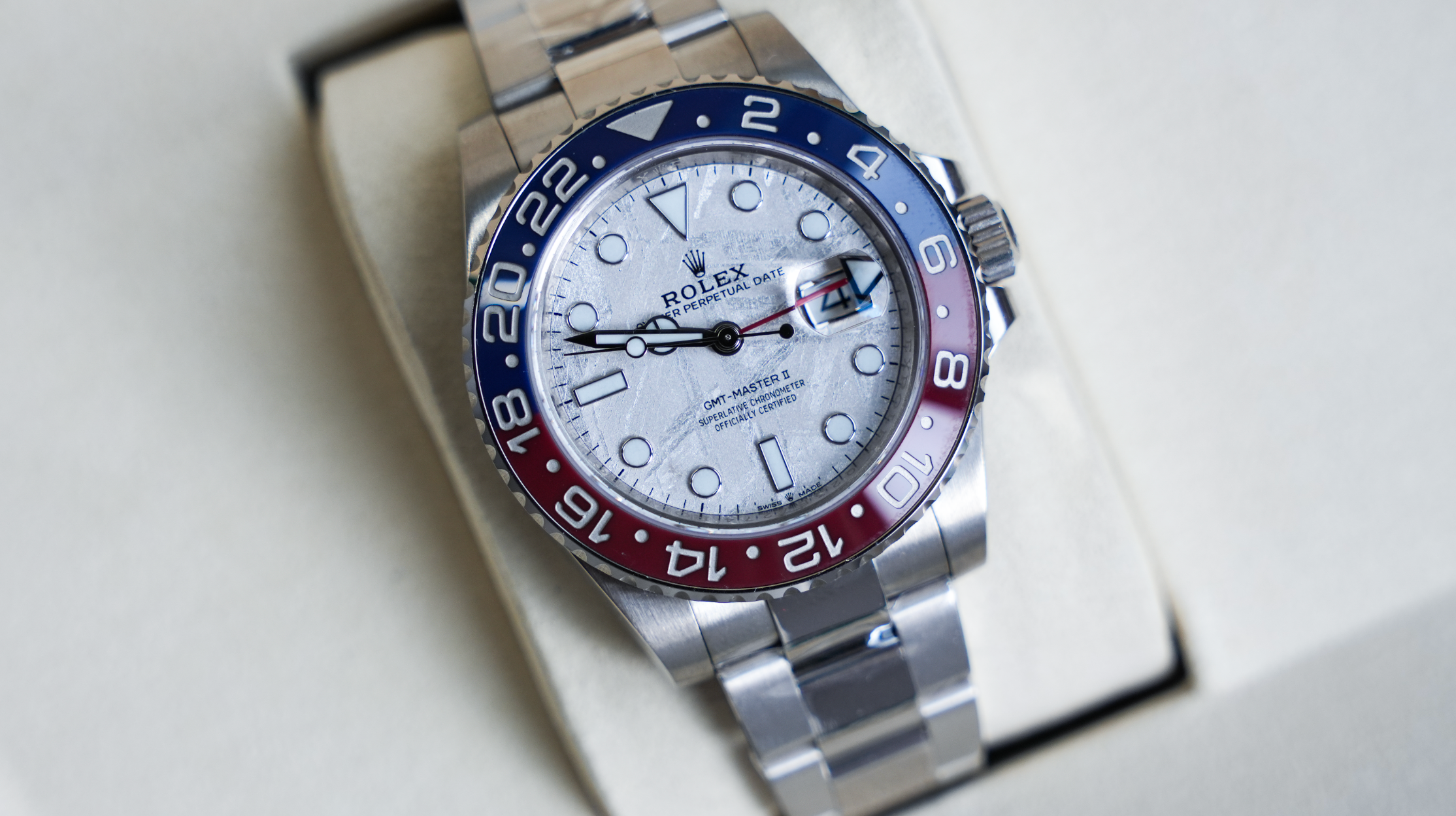 Rolex GMT-Master II – 18k White Gold with Meteorite Dial and Pepsi Bezel Ref. 126719BLRO