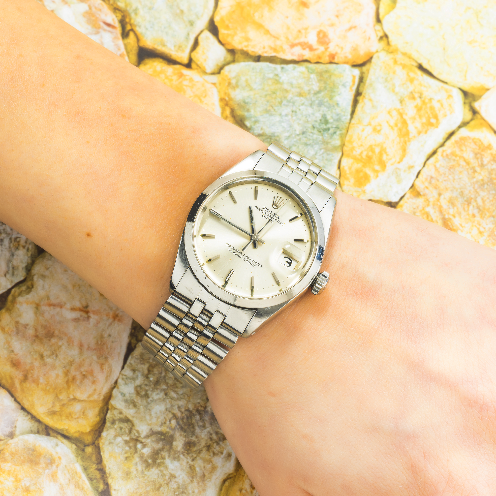 Vintage Rolex Oyster Stainless Steel Perpetual Date 1500 34mm (1972)-Rolex-JD Watches NY