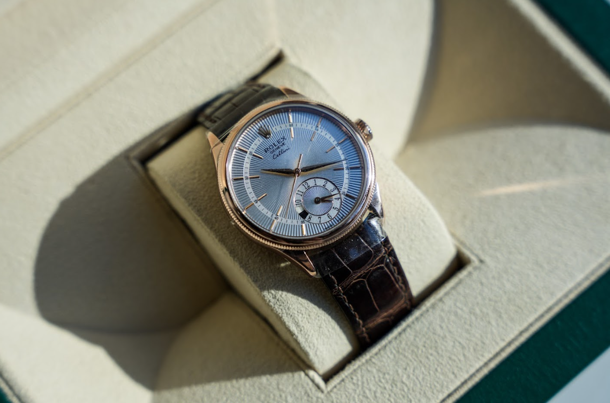 Rolex Cellini Ref. 50525 – 18K Everose Gold with Silver Guilloche Dial