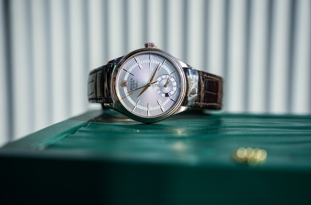 Rolex Cellini Ref. 50525 – 18K Everose Gold with Silver Guilloche Dial