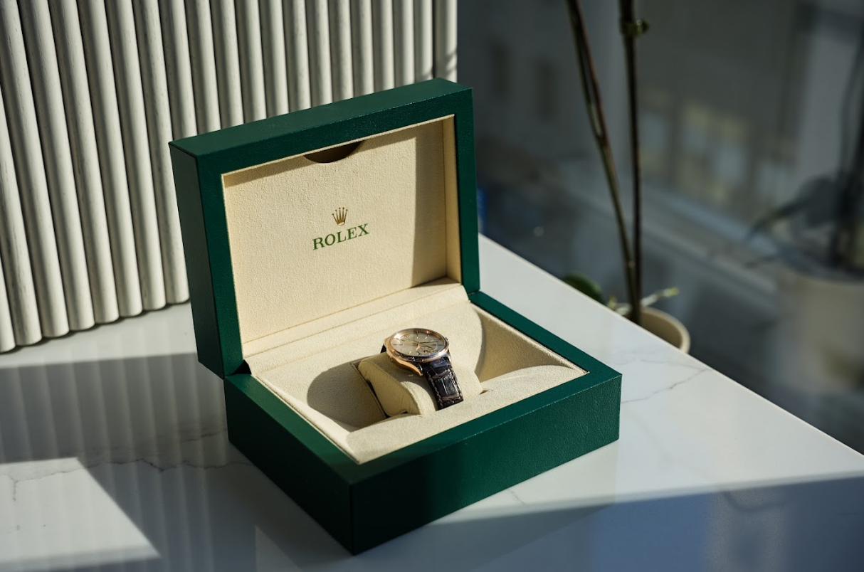 Rolex Cellini Ref. 50525 – 18K Everose Gold with Silver Guilloche Dial