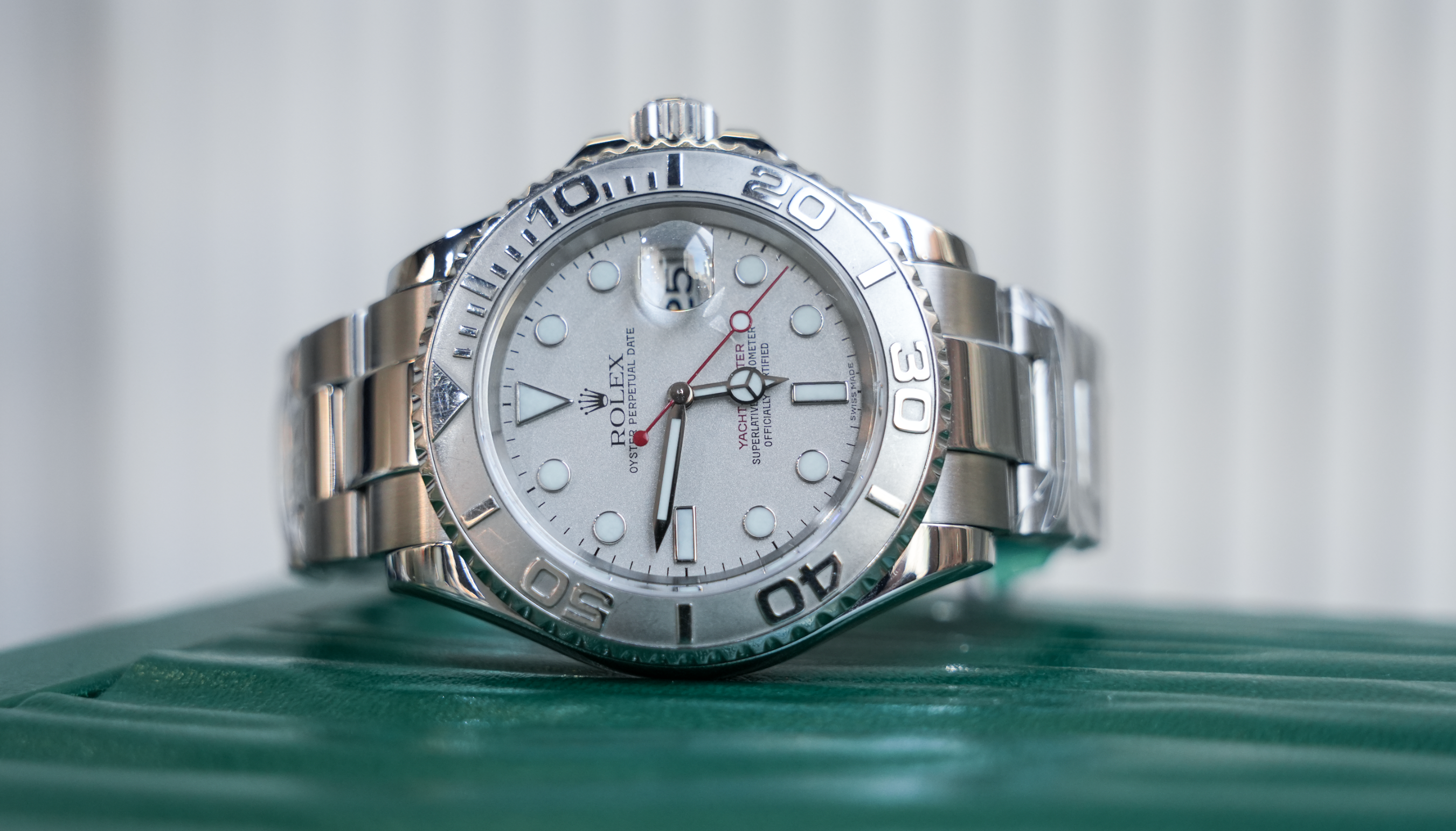 Rolex Yacht-Master 40mm – Platinum Bezel & Steel Case – Ref. 16622