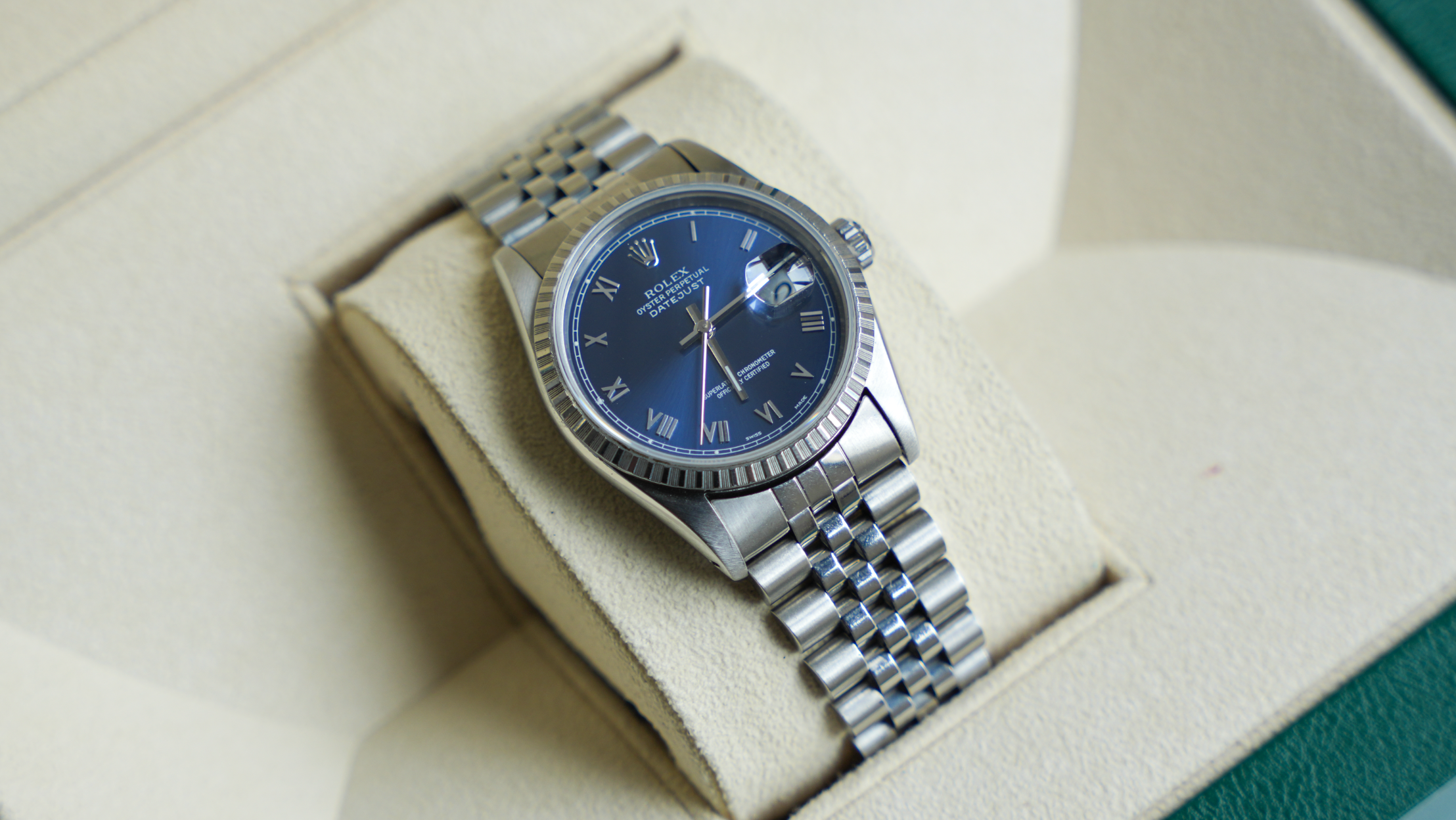 Rolex Datejust 36mm – Blue Dial & Jubilee Bracelet | Ref. 16220