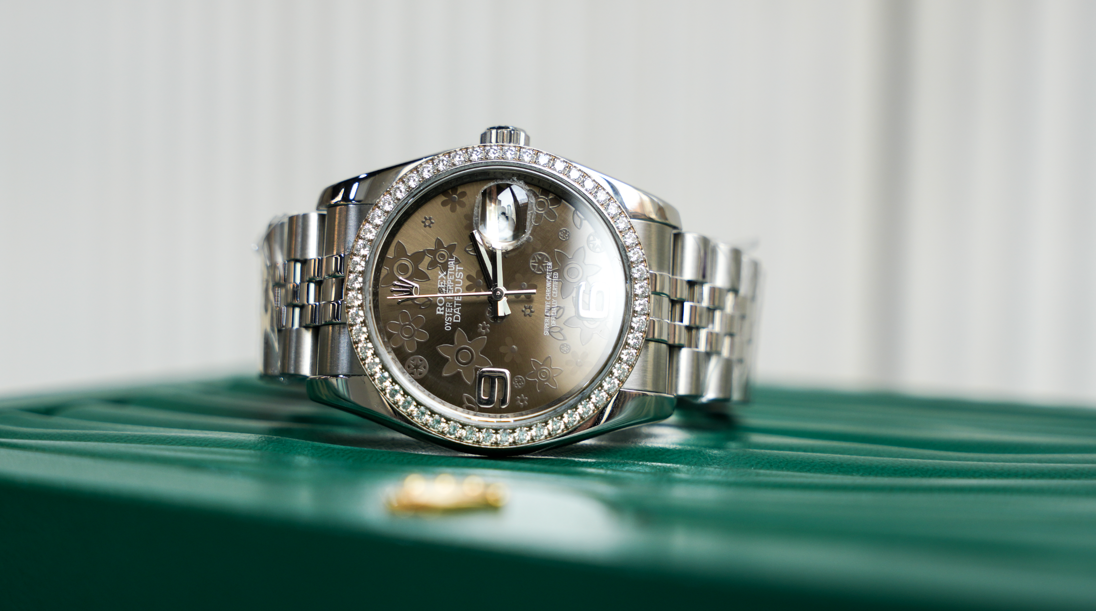 Pre-Owned Rolex Datejust 116244 – 36mm Bronze Floral Diamond Bezel