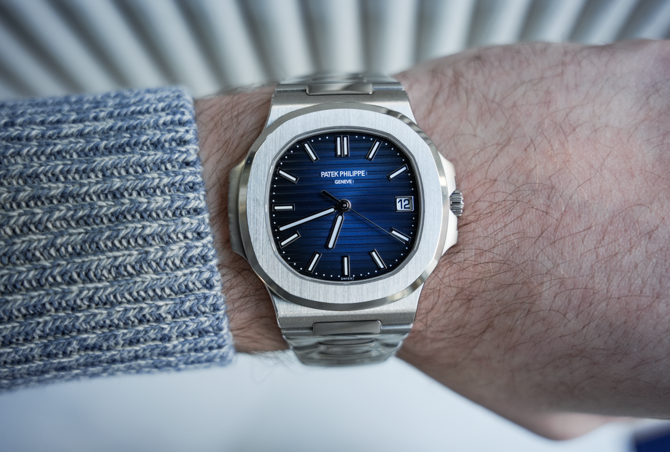 Patek Philippe Nautilus 5811/1G-001 White Gold Blue Dial