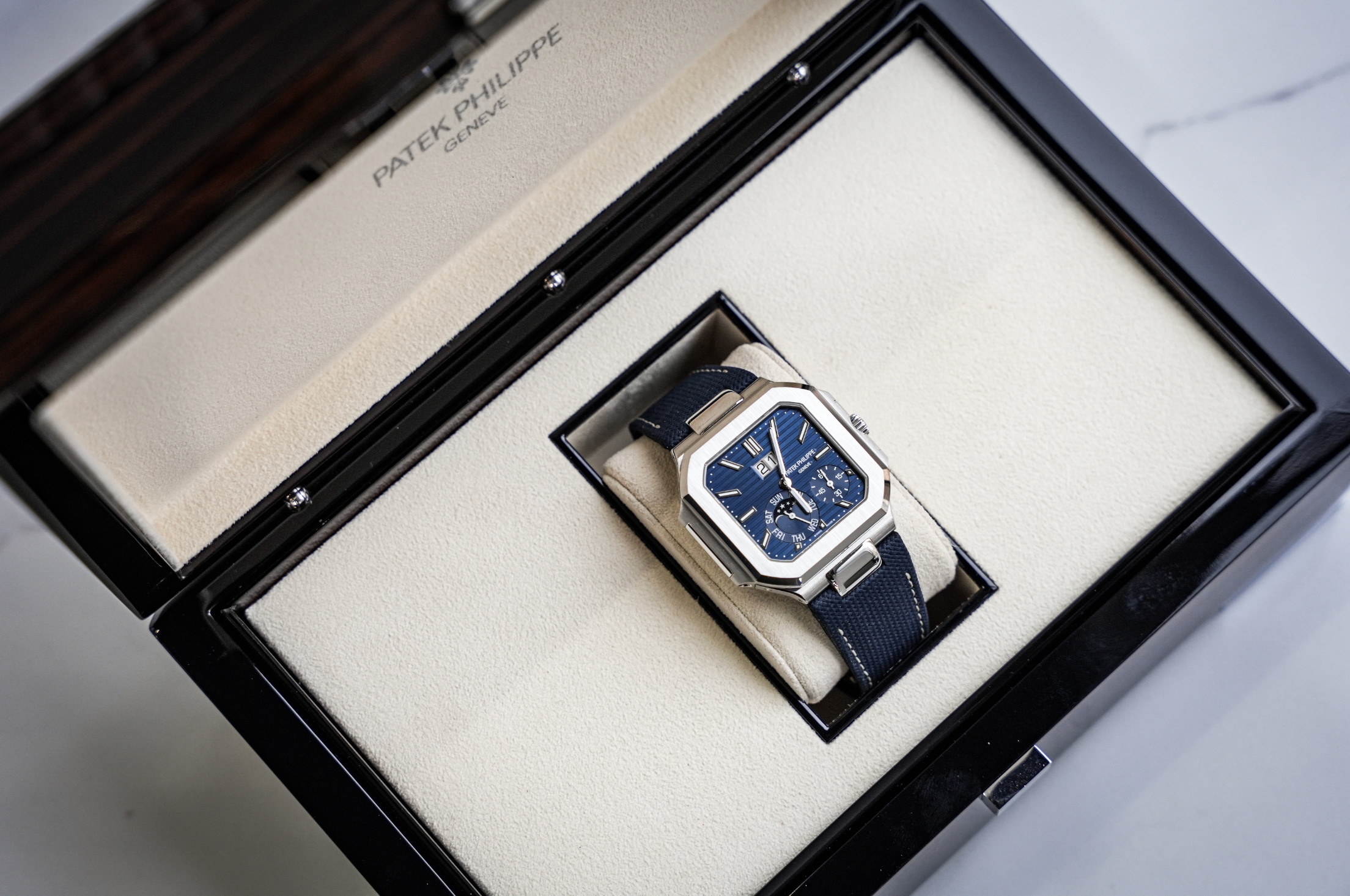 Patek Philippe Cubitus 5822P-001 Platinum Blue Dial Moon Phase
