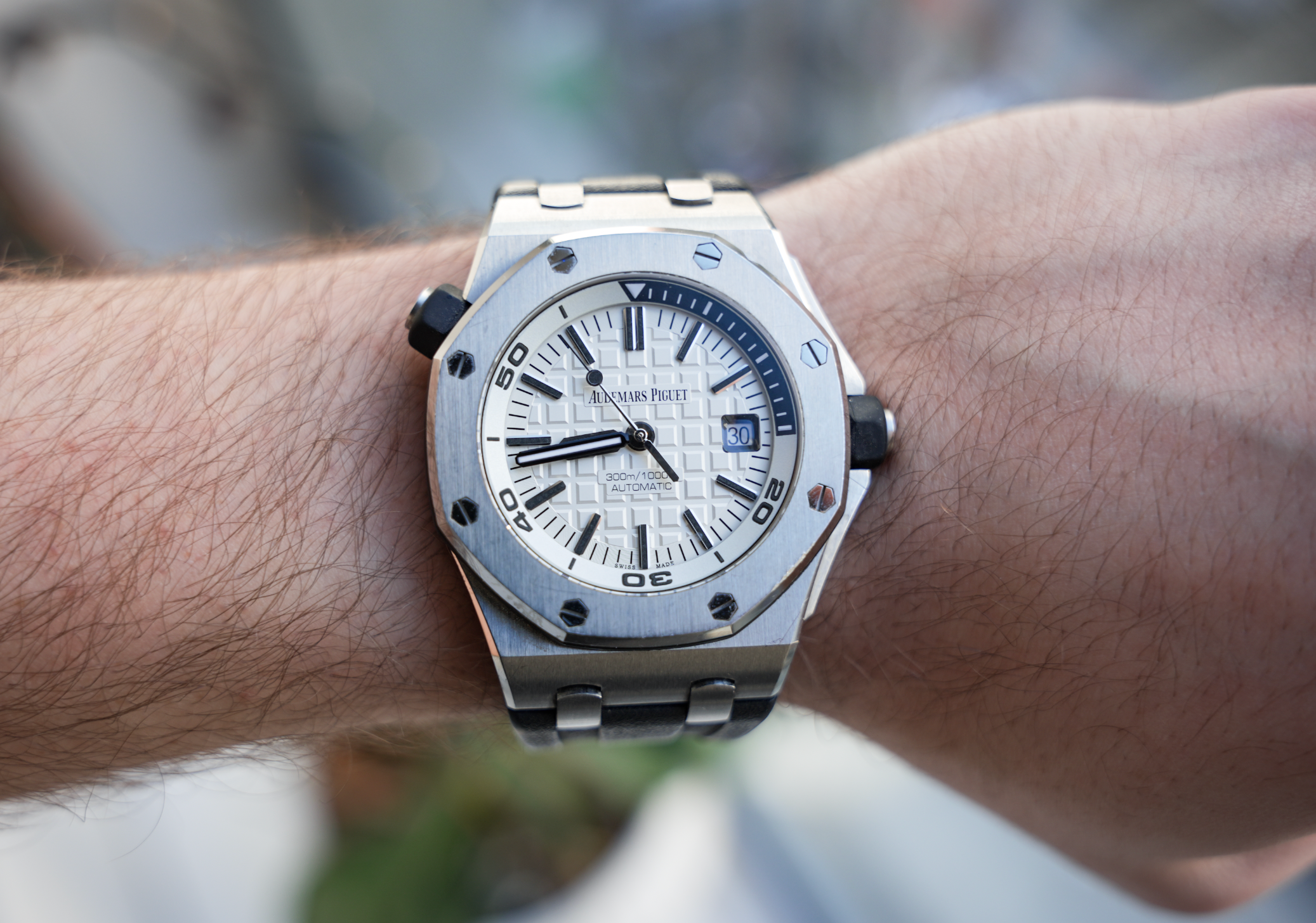 Audemars Piguet Royal Oak Offshore Diver 15710ST White “Silver” Dial Stainless Steel 42mm