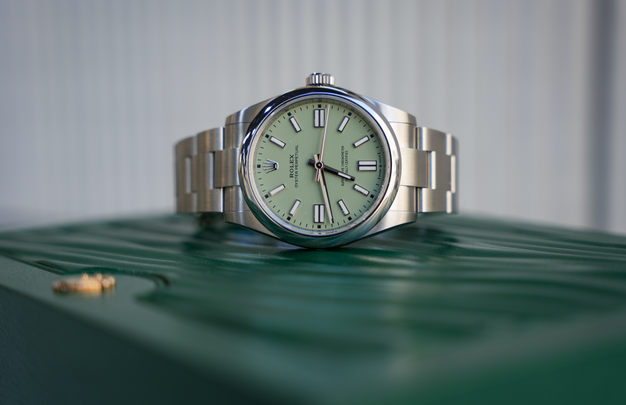 Rolex Oyster Perpetual 41 134300 Pistachio Green Dial Oystersteel 41mm Automatic