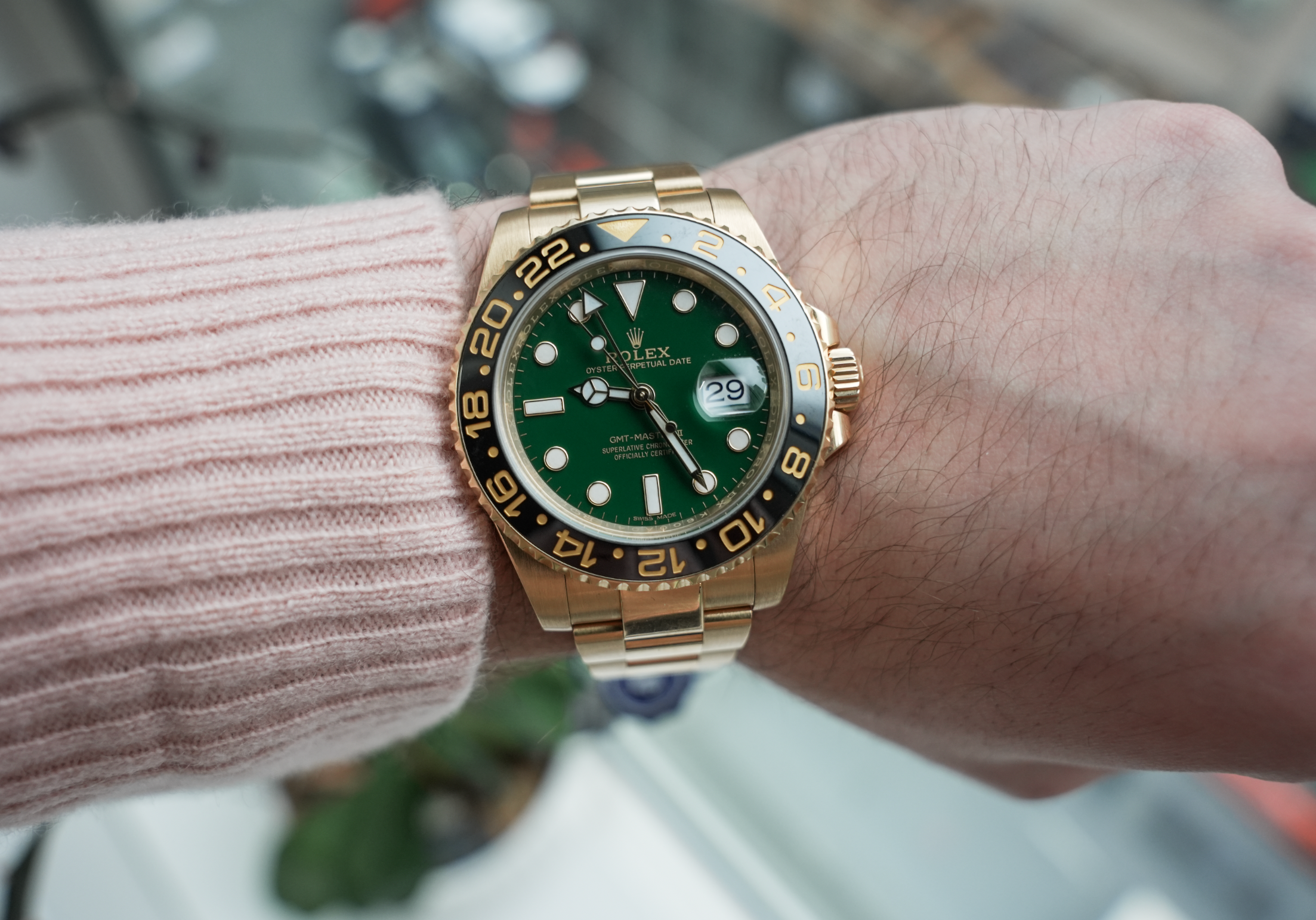 Rolex GMT-Master II 116718LN Green Dial 18K Yellow Gold Black Ceramic Bezel Oyster Bracelet 40mm