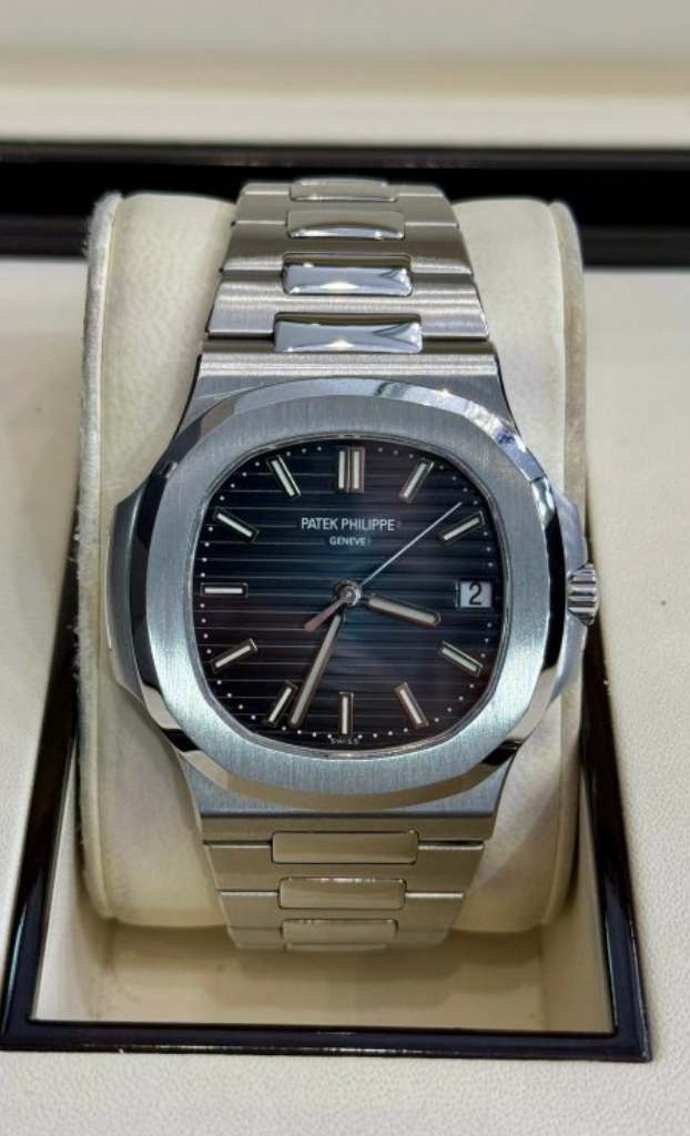 Patek Philippe Nautilus 5711/1A Blue Dial Stainless Steel
