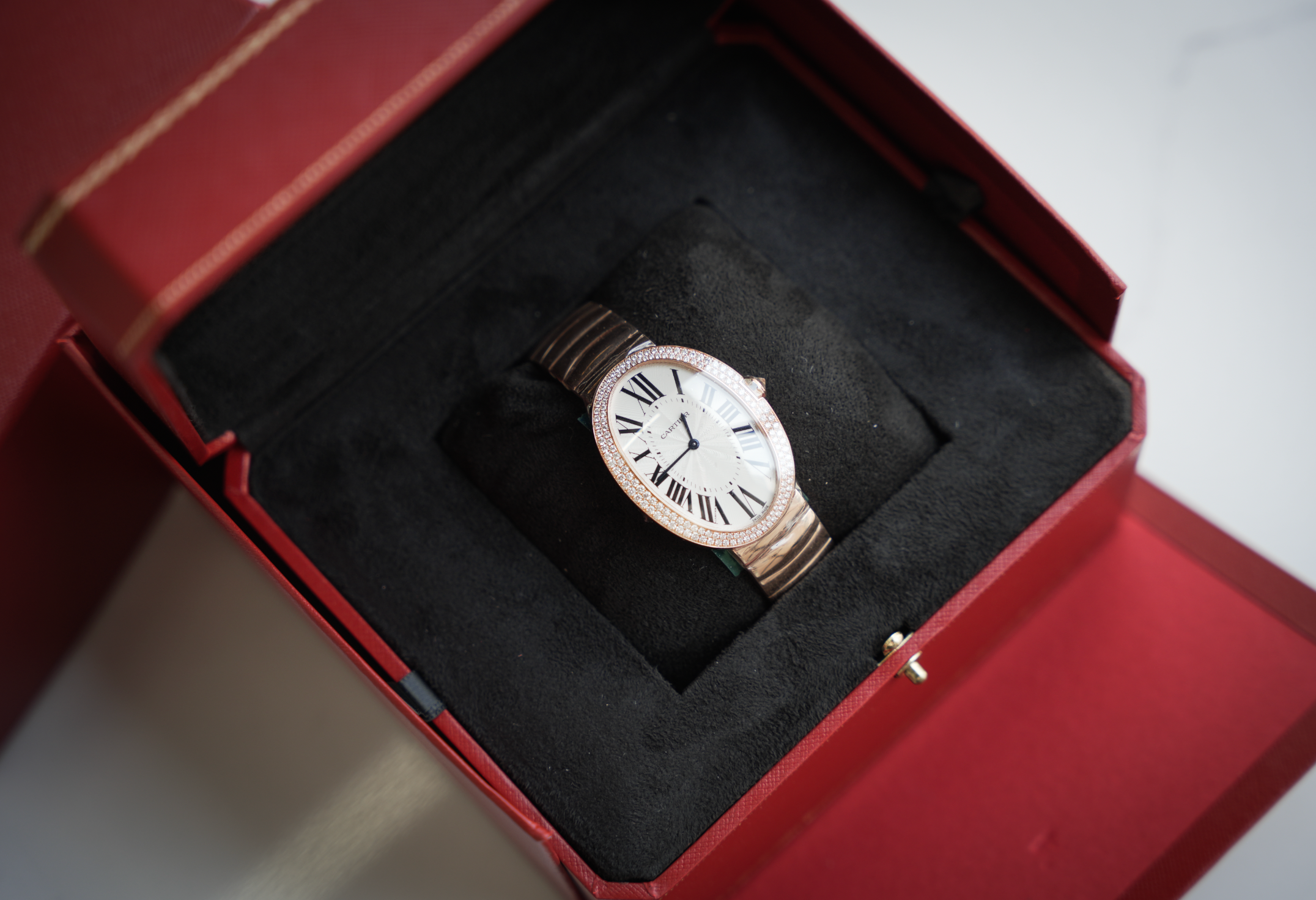 Cartier Baignoire 44x34mm 18K Rose Gold Diamond Bezel WB520003