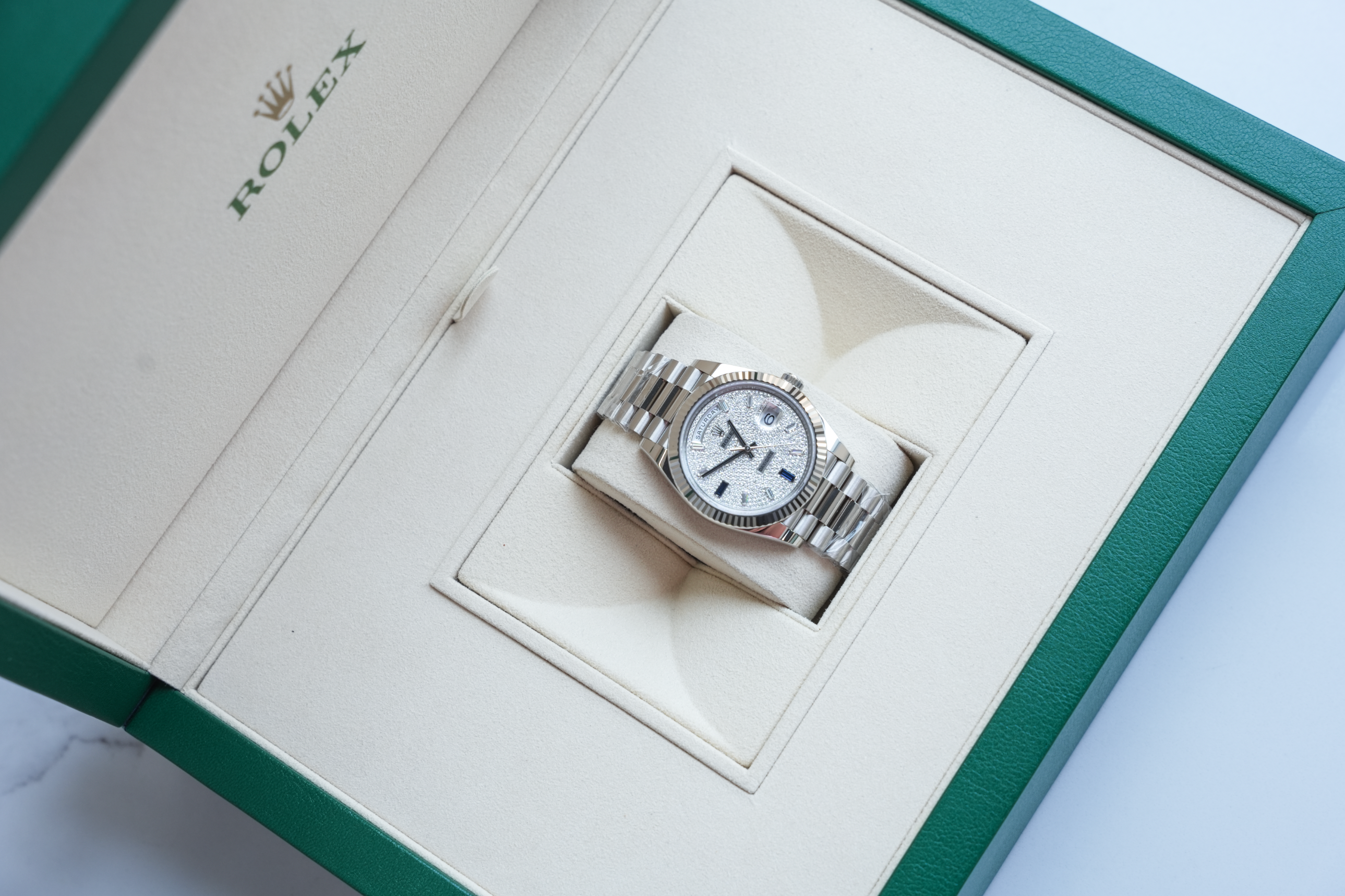 Rolex Day-Date 40 228236, Platinum Case with Diamond Pavé Dial, President Bracelet