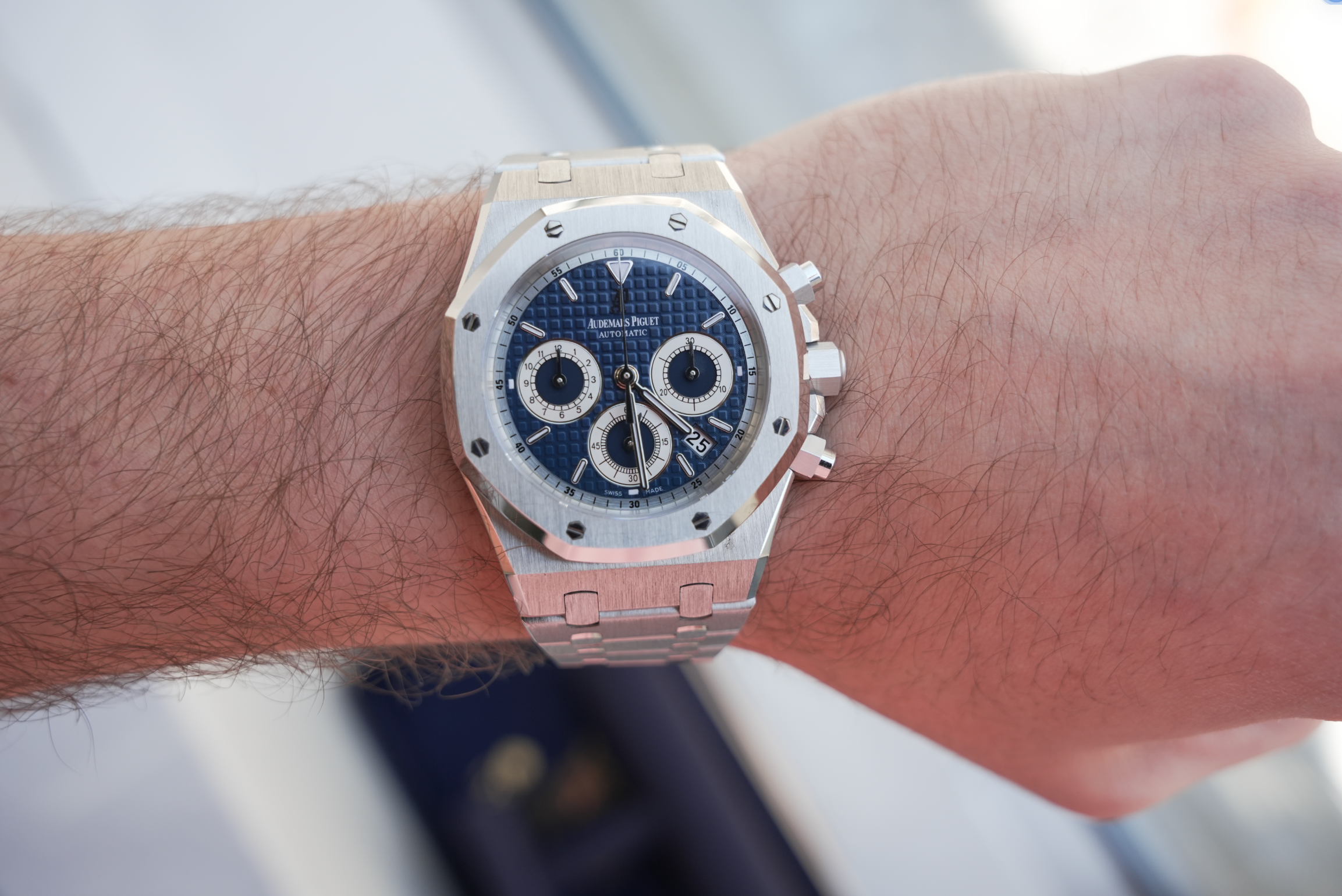 Audemars Piguet Royal Oak Chronograph 26022BC.OO.D028CR.01 White Gold Blue Dial 39mm