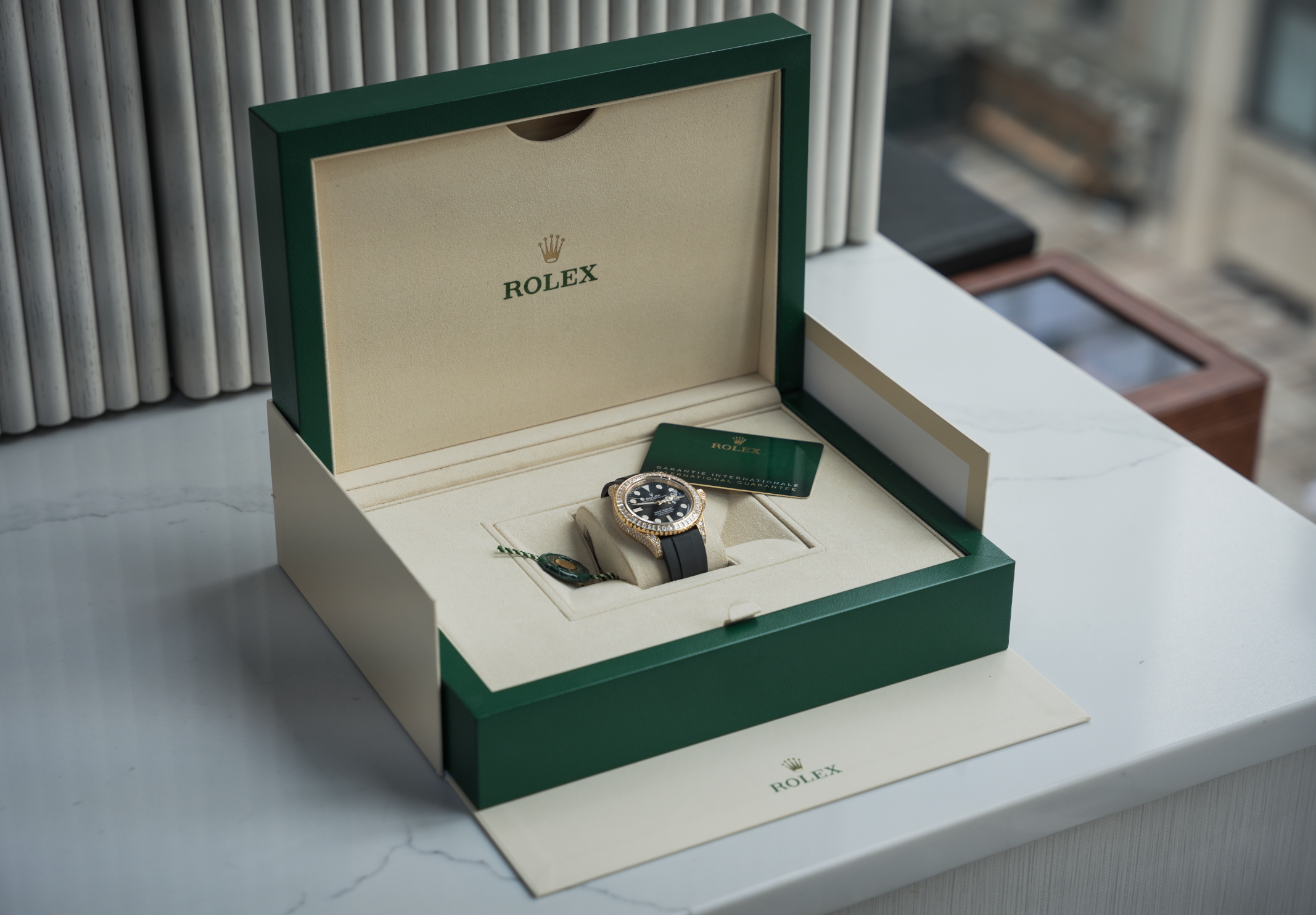 Rolex Yacht-Master 42 18K Yellow Gold Diamond-Set Case Baguette Diamond Bezel Black Dial Oysterflex – Ref. 226668TBR
