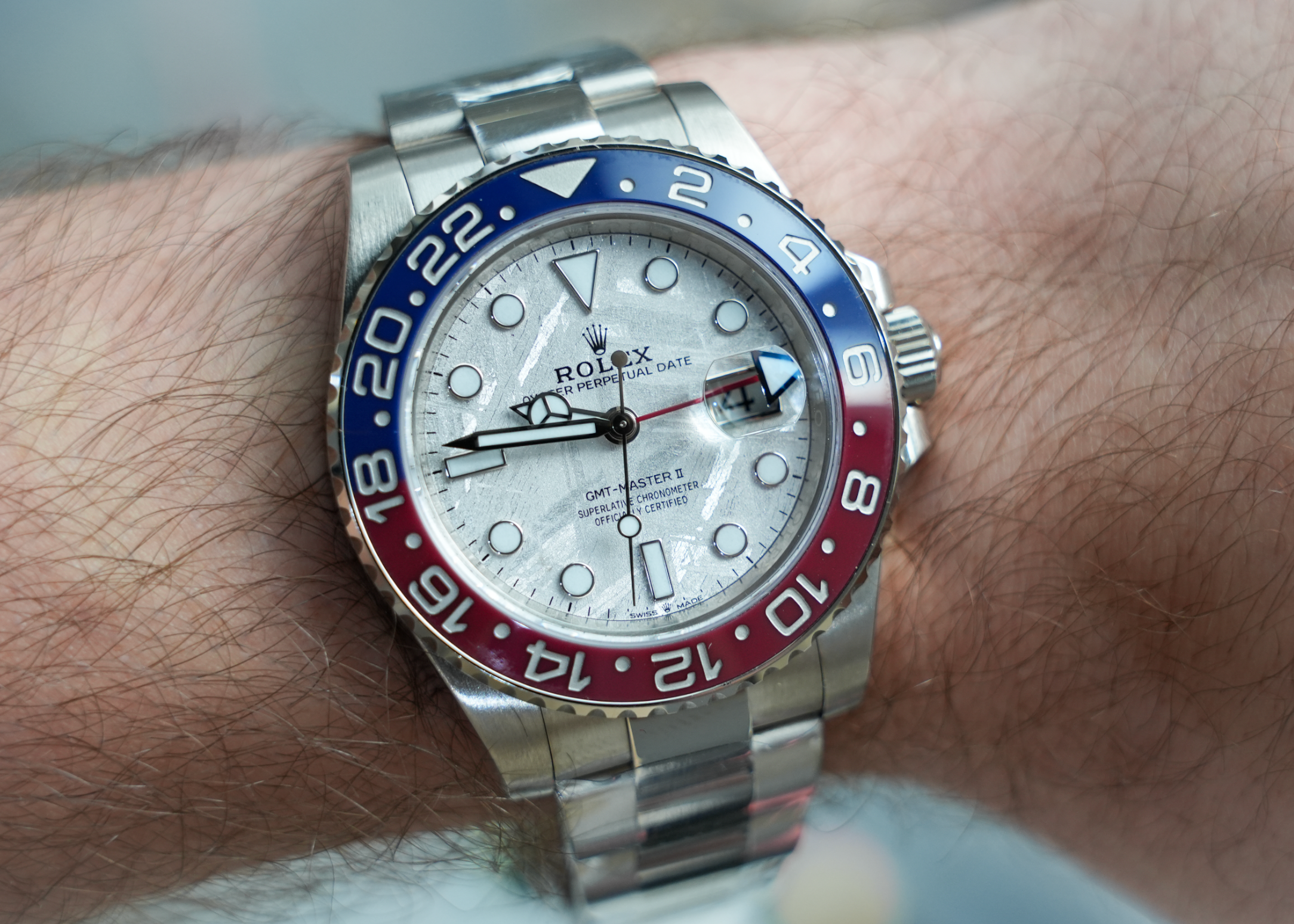Rolex GMT-Master II – 18k White Gold with Meteorite Dial and Pepsi Bezel Ref. 126719BLRO