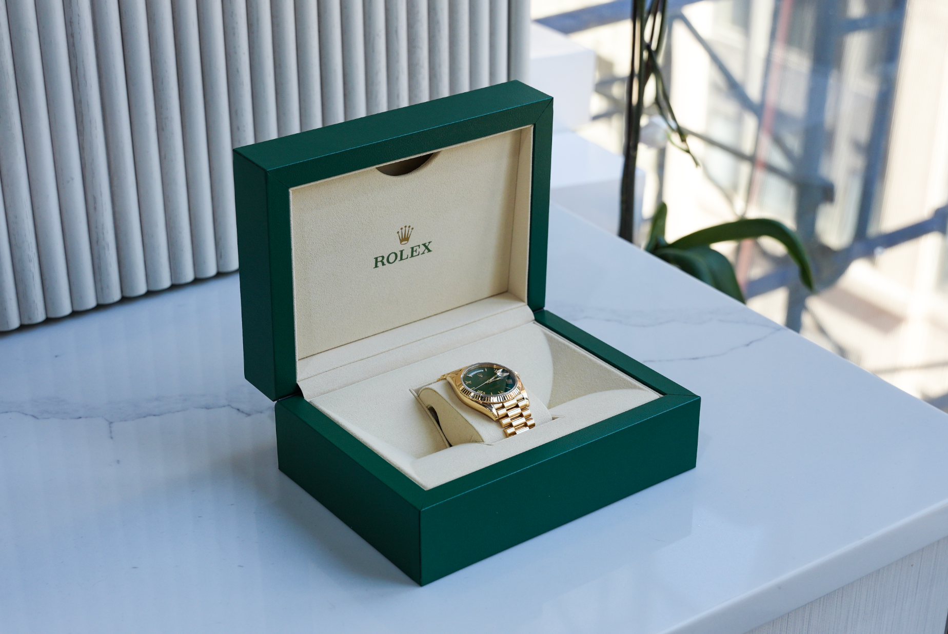 Rolex Day-Date 40 President 228238 – Green Roman Dial | 18K Yellow Gold