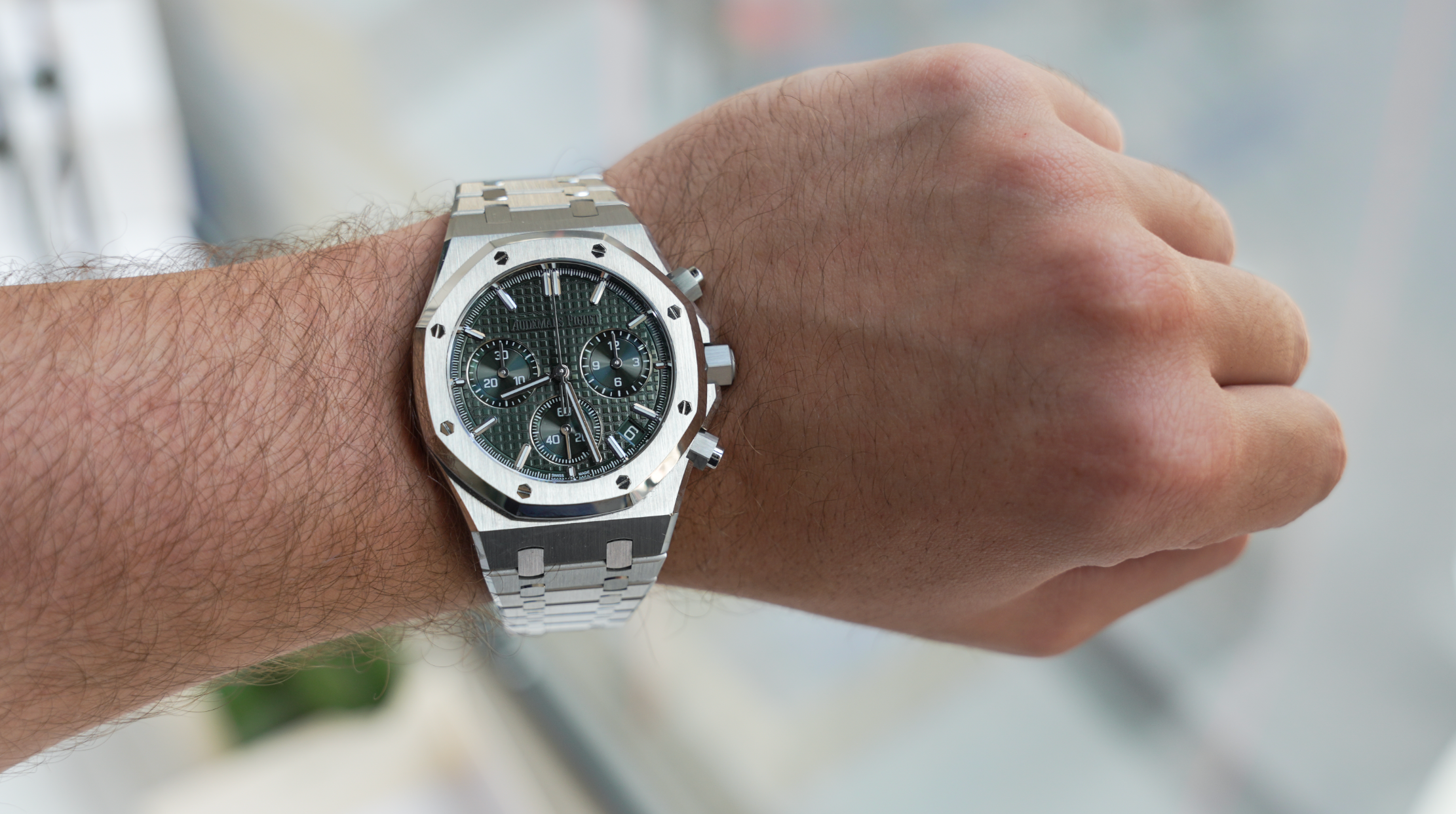 Audemars Piguet Royal Oak Chronograph 26240ST.OO.1320ST.08 – Green Dial | 41mm Stainless Steel (Years 2022-2024)