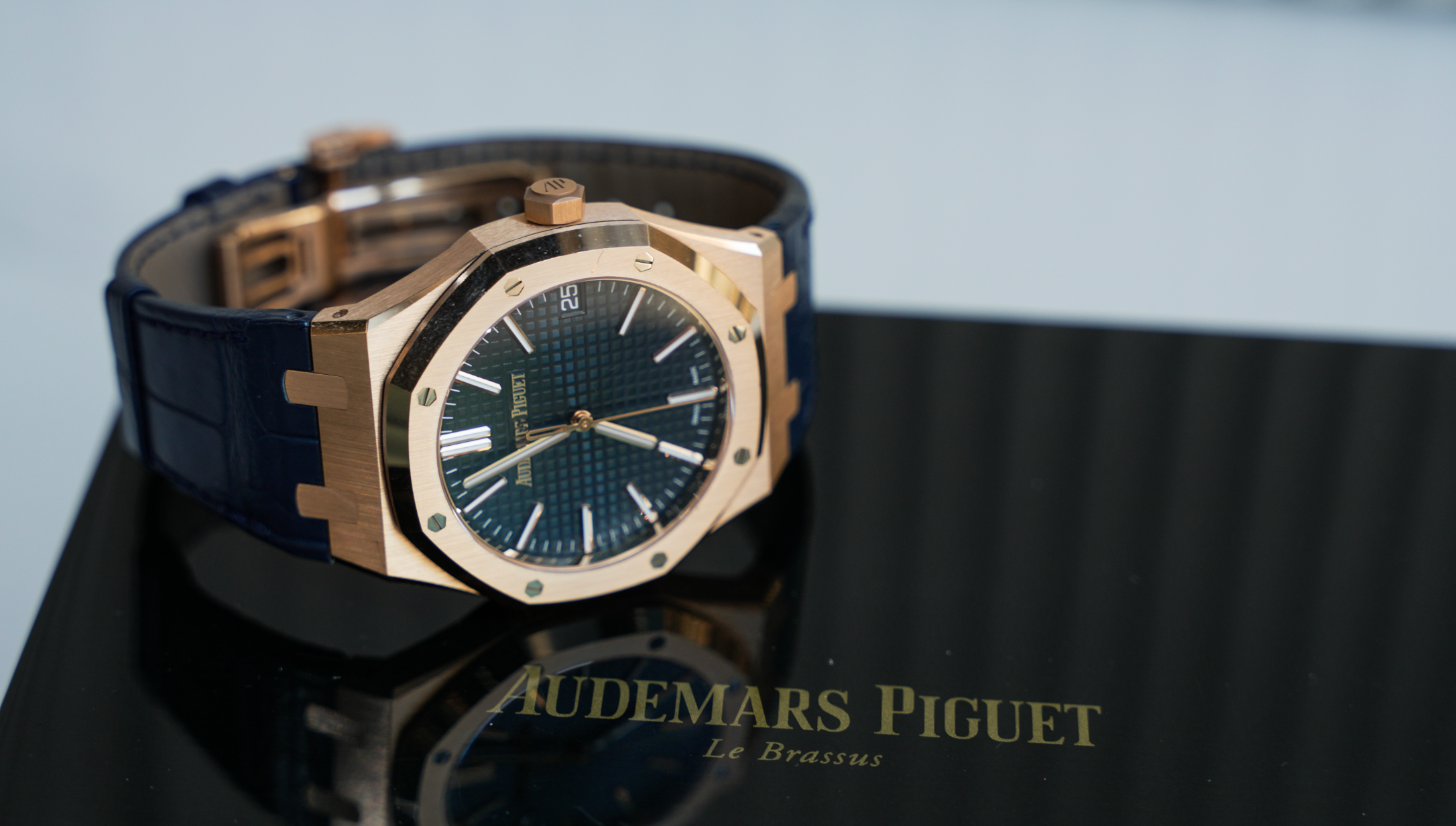 Audemars Piguet Royal Oak Selfwinding "50th Anniversary" 41mm – Blue Dial | 18K Rose Gold ( Year 2024 to 2025)Ref. 15510OR.OO.D315CR.01)