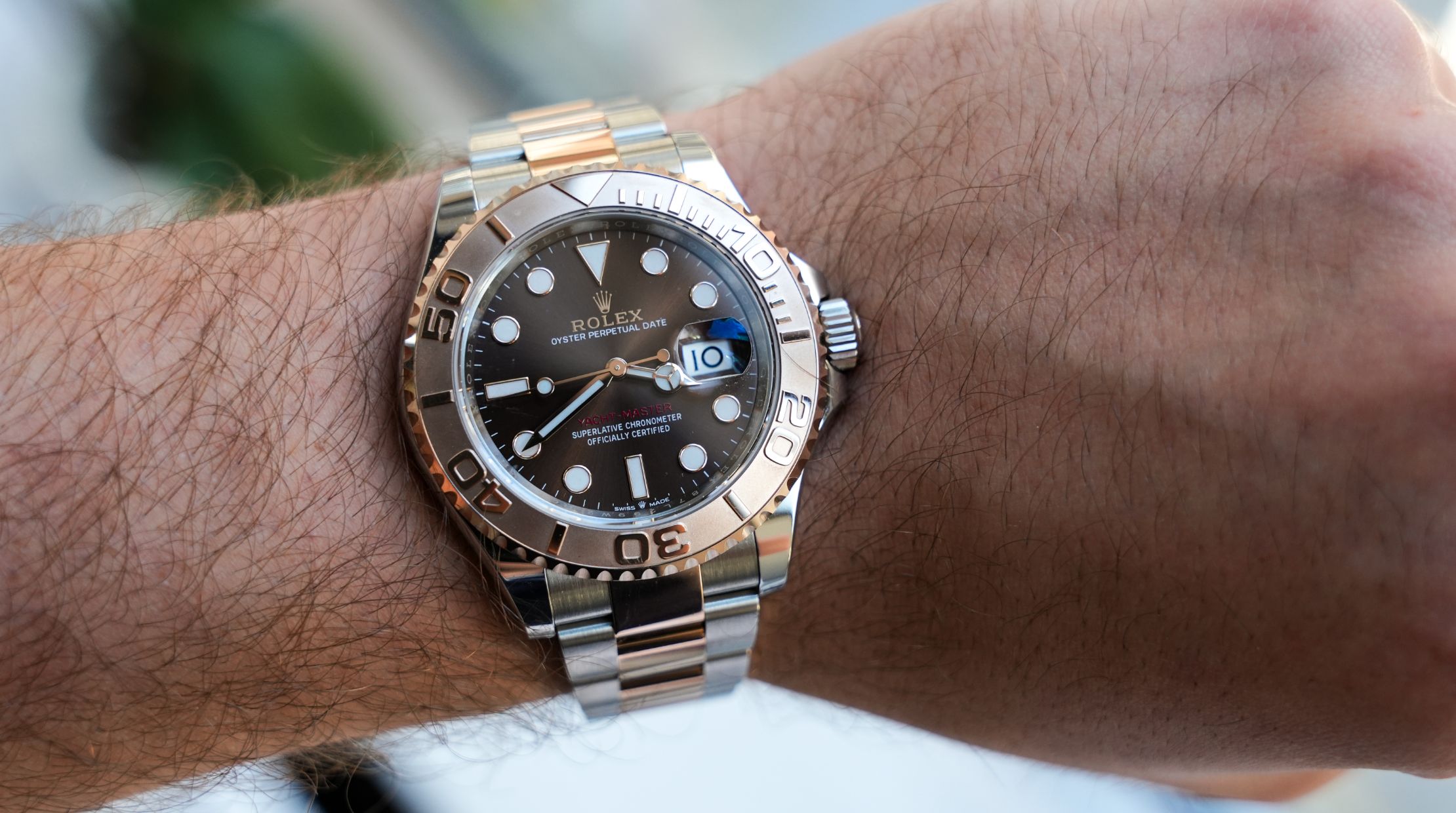 マエショー Pre-Owned Rolex Yacht-Master 126621 – Everose Rolesor Chocolate