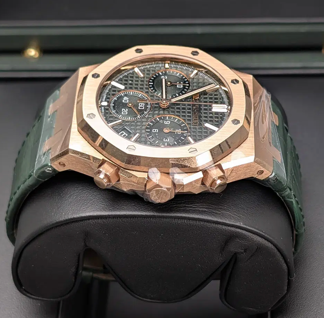 Audemars Piguet Royal Oak Chronograph 26240OR.OO.D404CR.01 Green Dial “50th Anniversary” Rose Gold