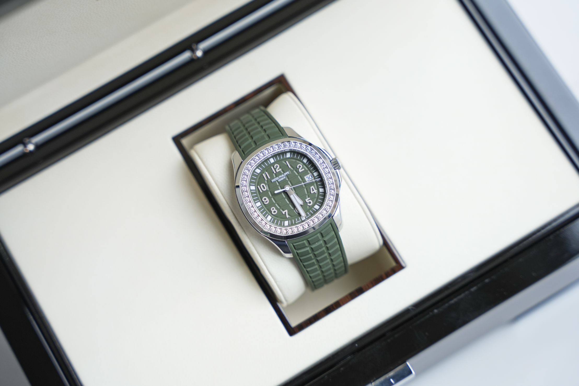 Patek Philippe Aquanaut Luce 5267/200A Green Dial Diamond Bezel Steel